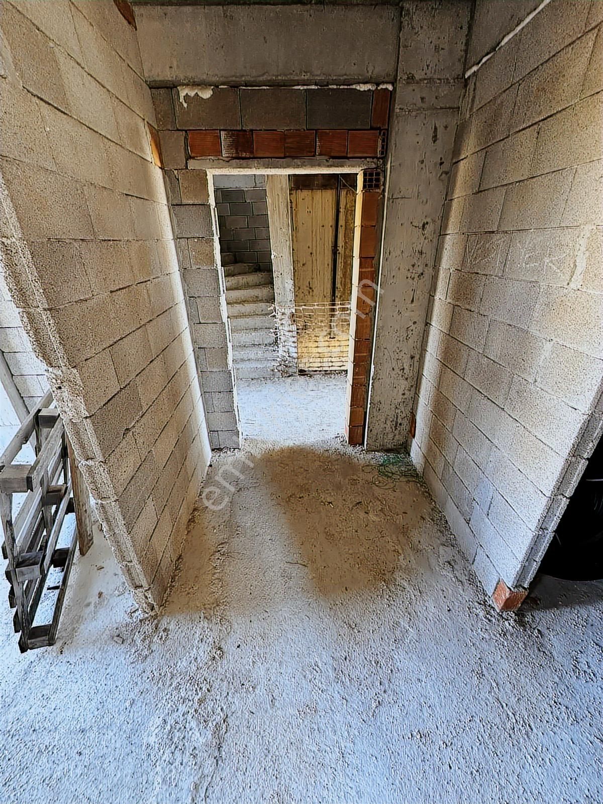 Gökhan Gökdemir'den Deniz Manzaralı Satılık 1+1 Daireler - Görsel 12