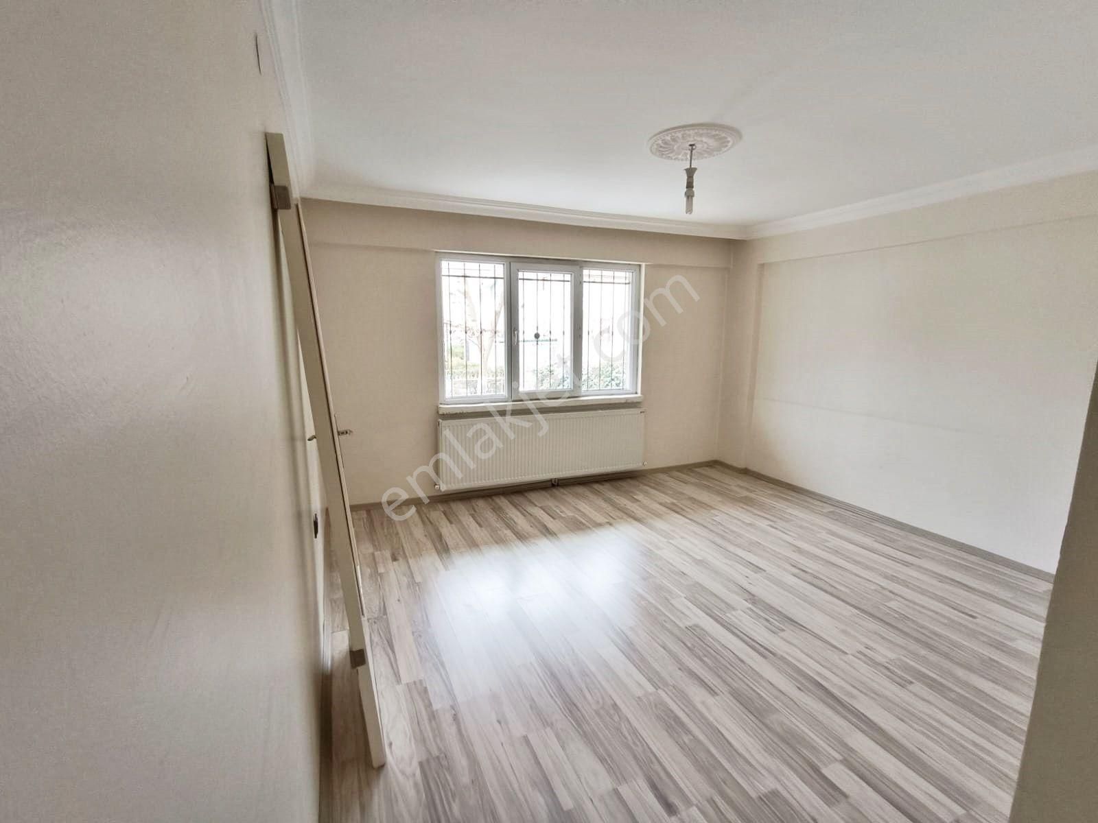 Sincan Pınarbaşı Mhde 3+1 Yüksek Giriş Kat Konumda Yapılı Ebeveyn Banyolu Daire - Görsel 7