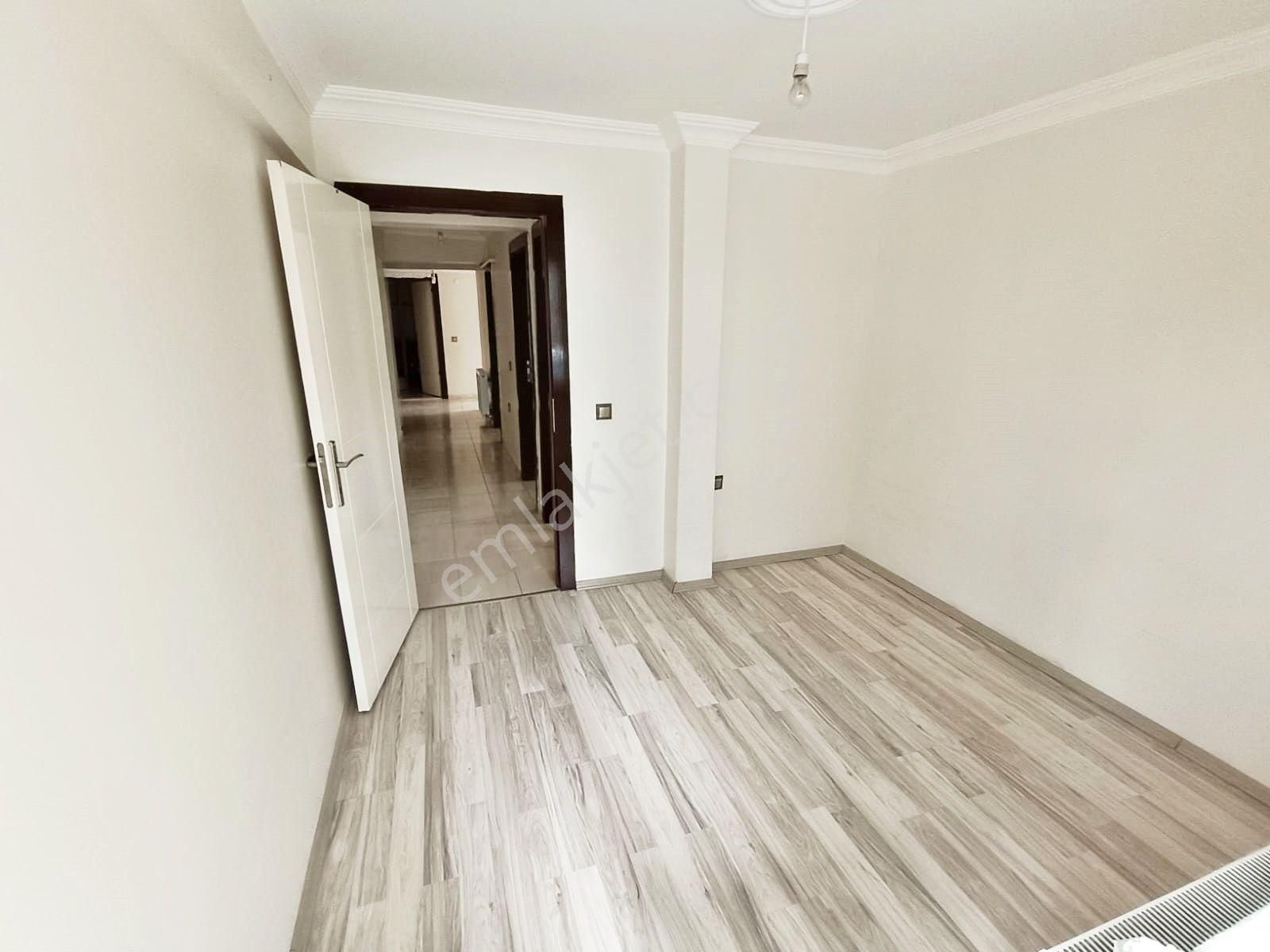 Sincan Pınarbaşı Mhde 3+1 Yüksek Giriş Kat Konumda Yapılı Ebeveyn Banyolu Daire - Görsel 13