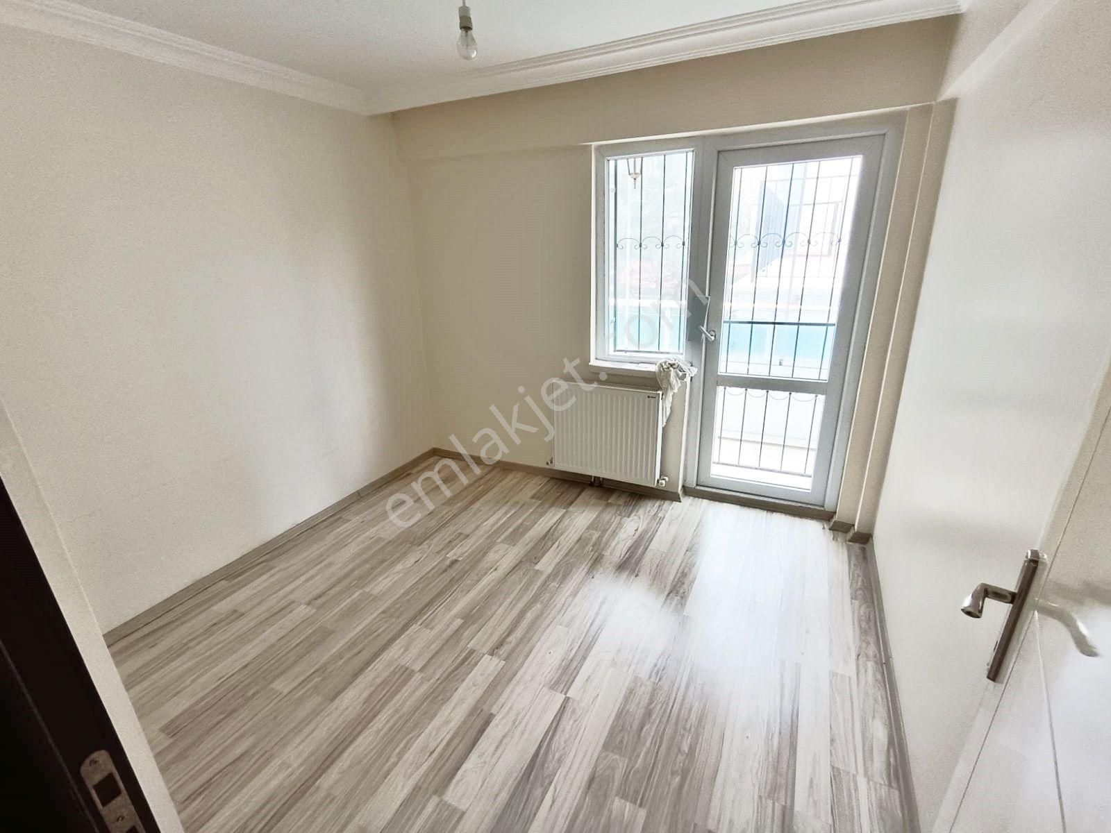 Sincan Pınarbaşı Mhde 3+1 Yüksek Giriş Kat Konumda Yapılı Ebeveyn Banyolu Daire - Görsel 12