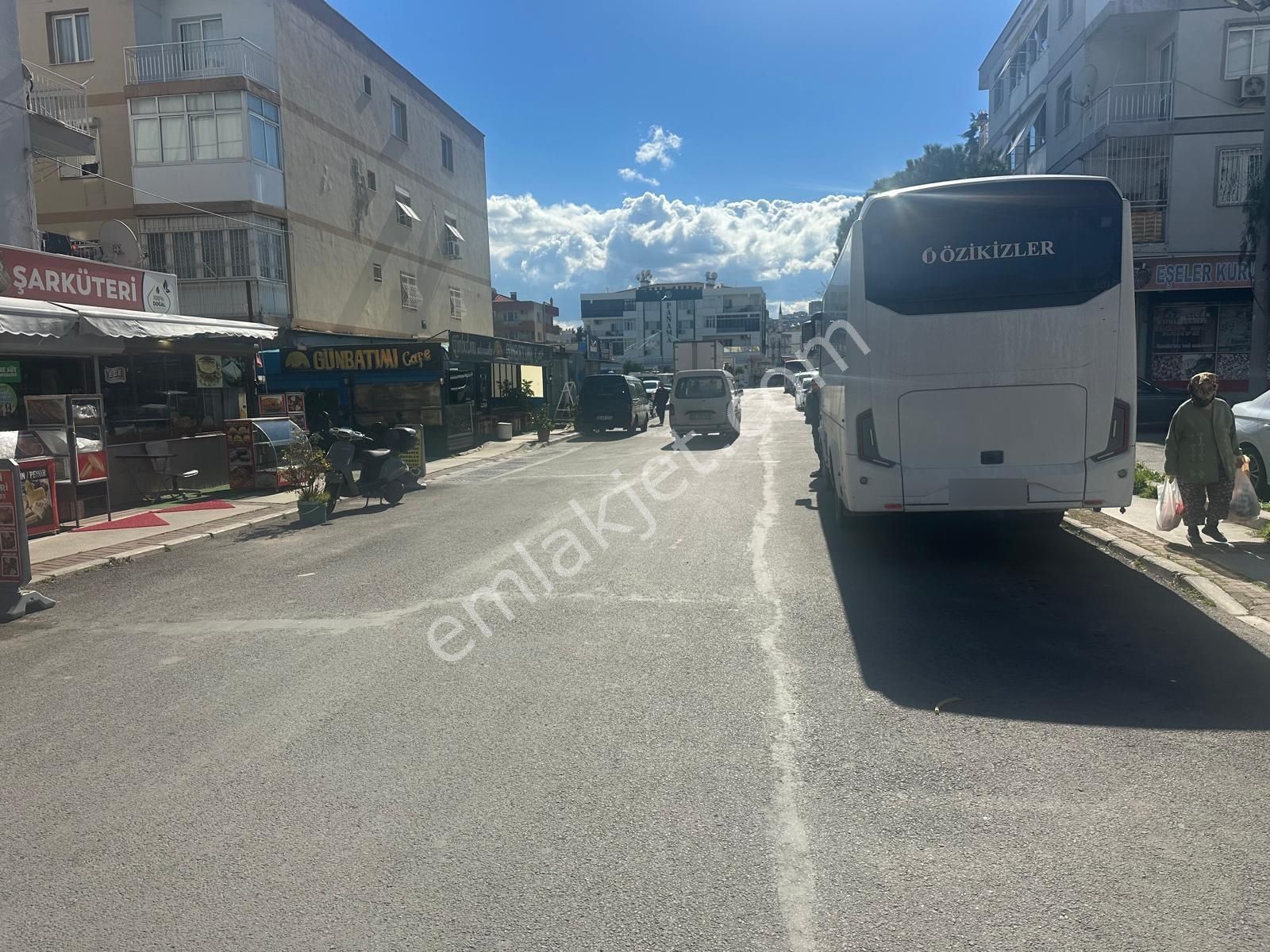Eserkent Meydan Da Köşe Konumda Satılık 3+1 Daire - Görsel 24