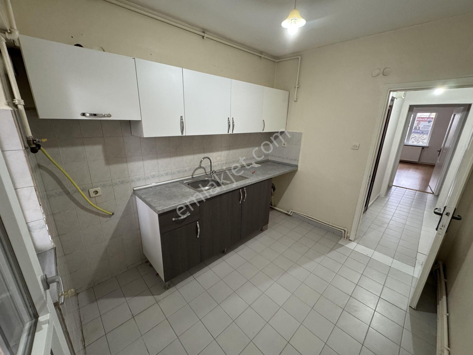 Karadolap Binevler 100m², 2+1 Balkonlu Çift Cephe Arakat Kiralık - Görsel 11