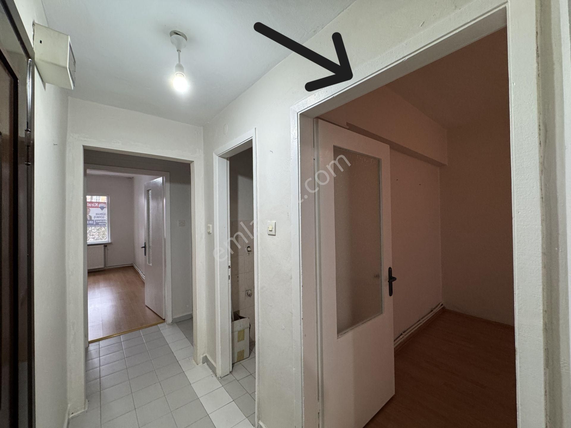 Karadolap Binevler 100m², 2+1 Balkonlu Çift Cephe Arakat Kiralık - Görsel 15