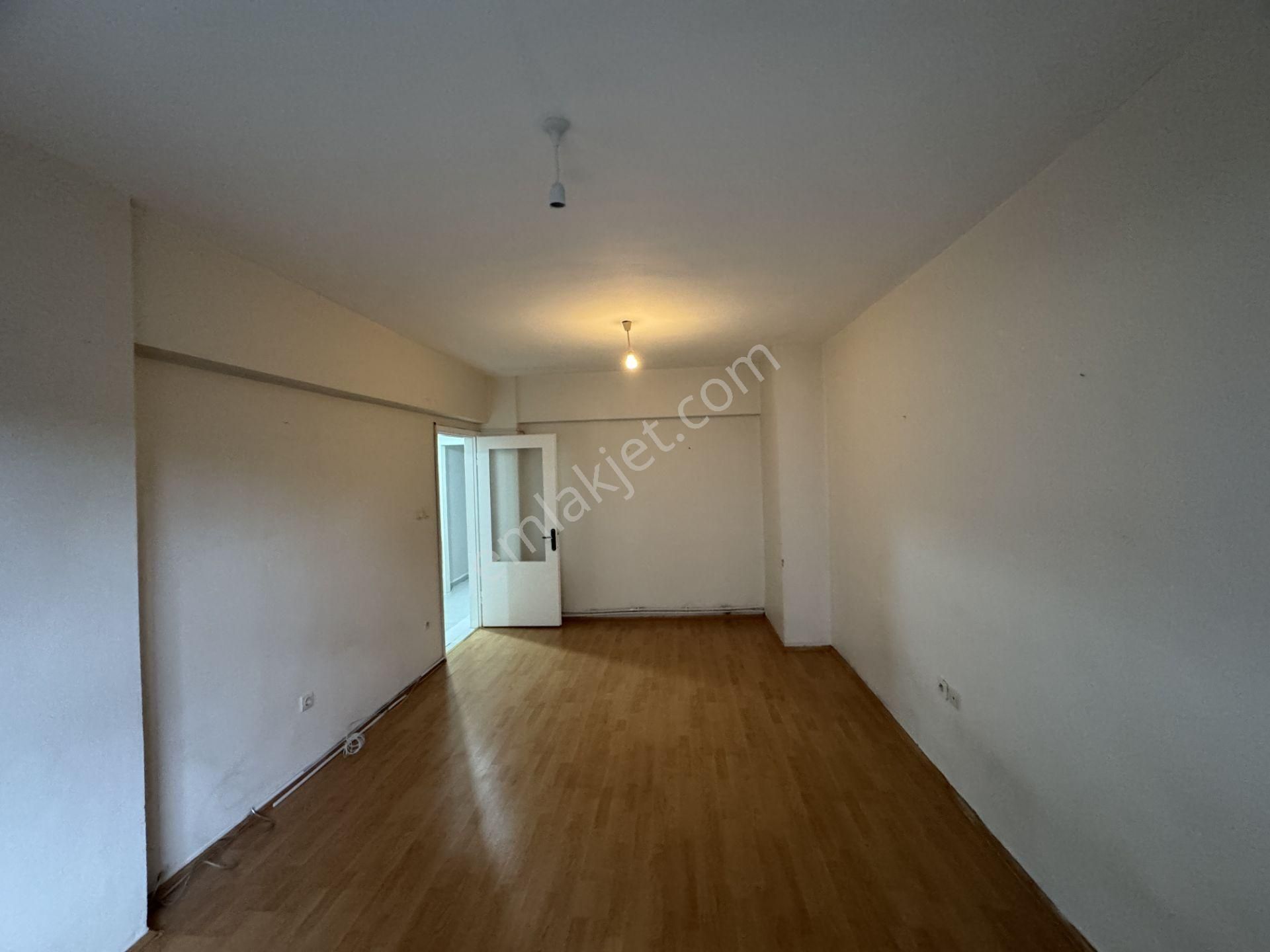 Karadolap Binevler 100m², 2+1 Balkonlu Çift Cephe Arakat Kiralık - Görsel 18