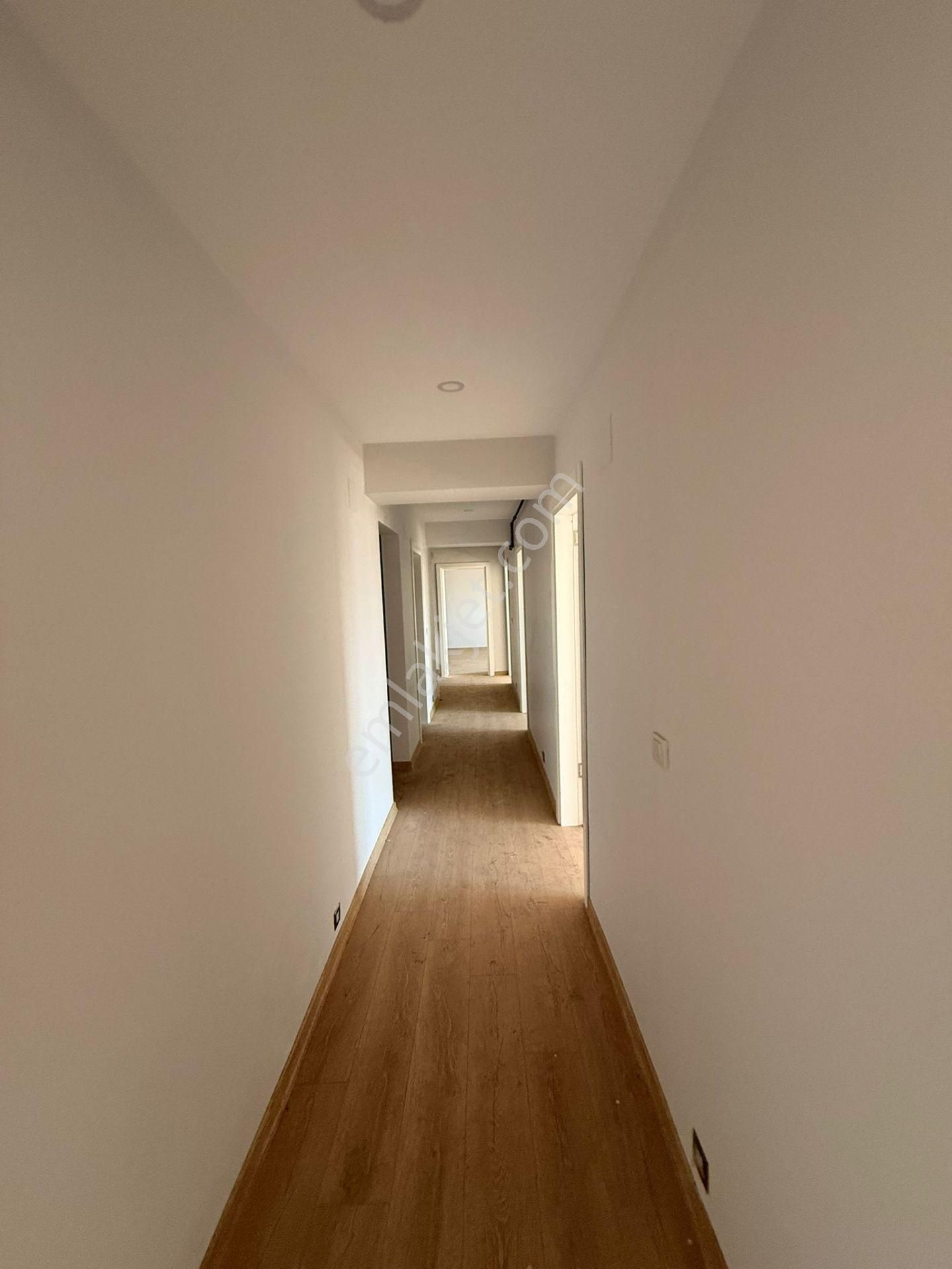 Manisa Alaşehir Alper Gayrimenkulden Kurtuluş Mah. Deniz Park Evleri 3+1 165m2 - Görsel 21