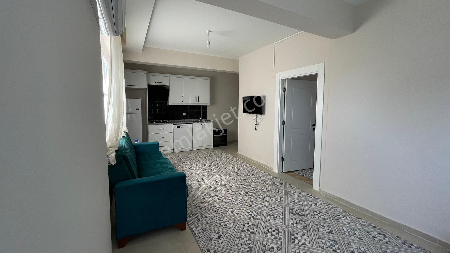 Ra Gayrmenkul Takbaş Üniversite Civ Eşyalı 1+1