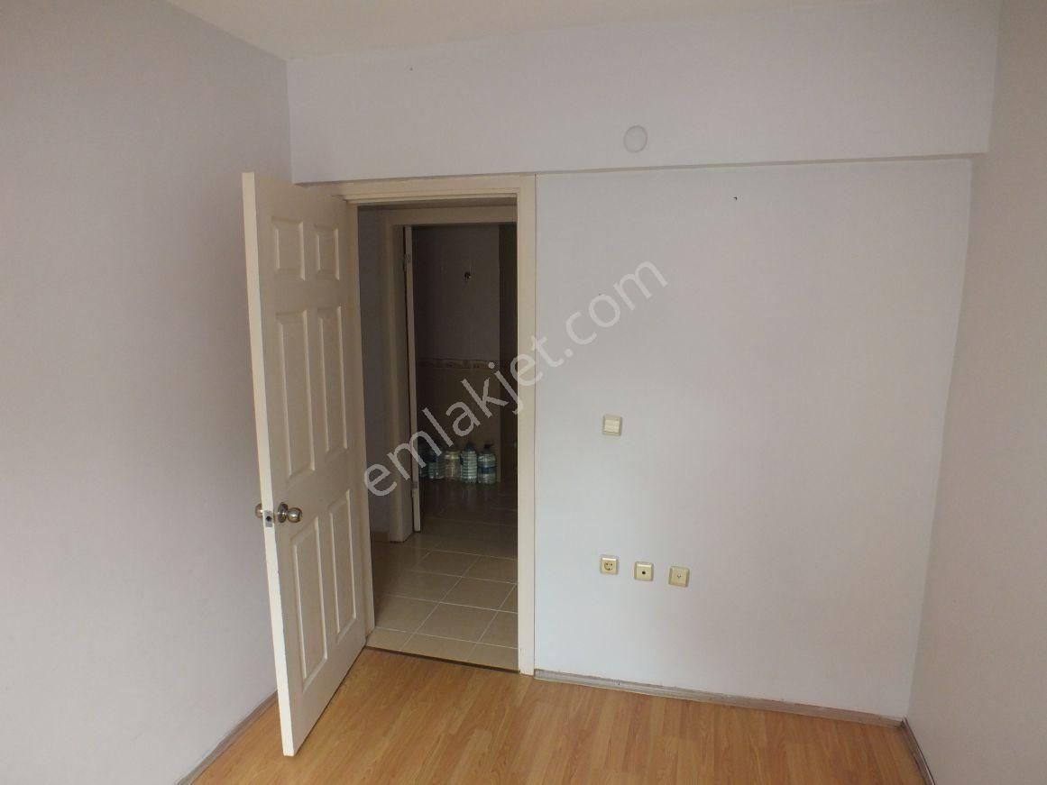 Çorlu Muhittin’in Kalbinde, Ufuk Tuvgan Sitesi’nde Geniş 3+1kombili Kiralık Daire - Görsel 13