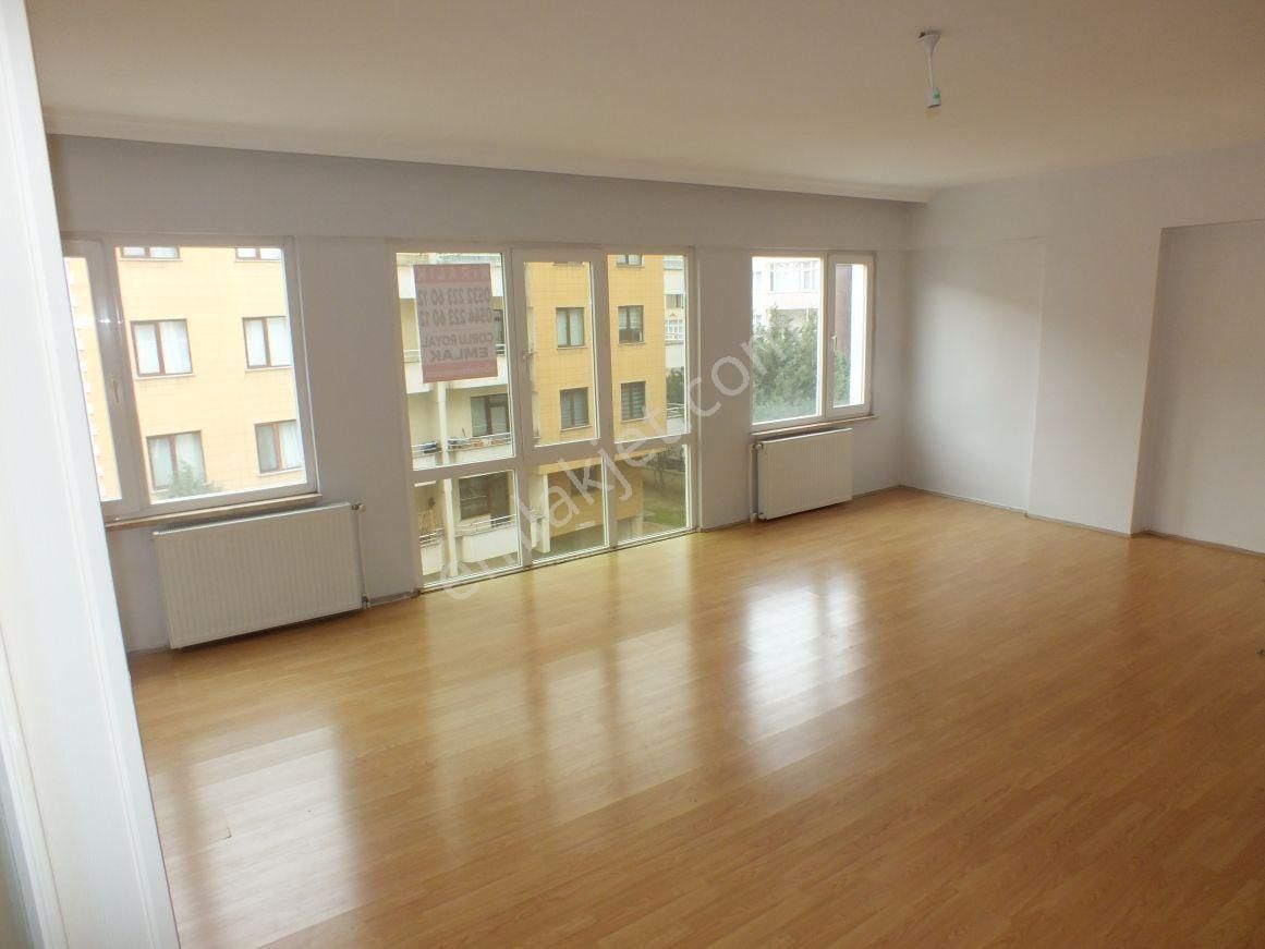 Çorlu Muhittin’in Kalbinde, Ufuk Tuvgan Sitesi’nde Geniş 3+1kombili Kiralık Daire - Görsel 4