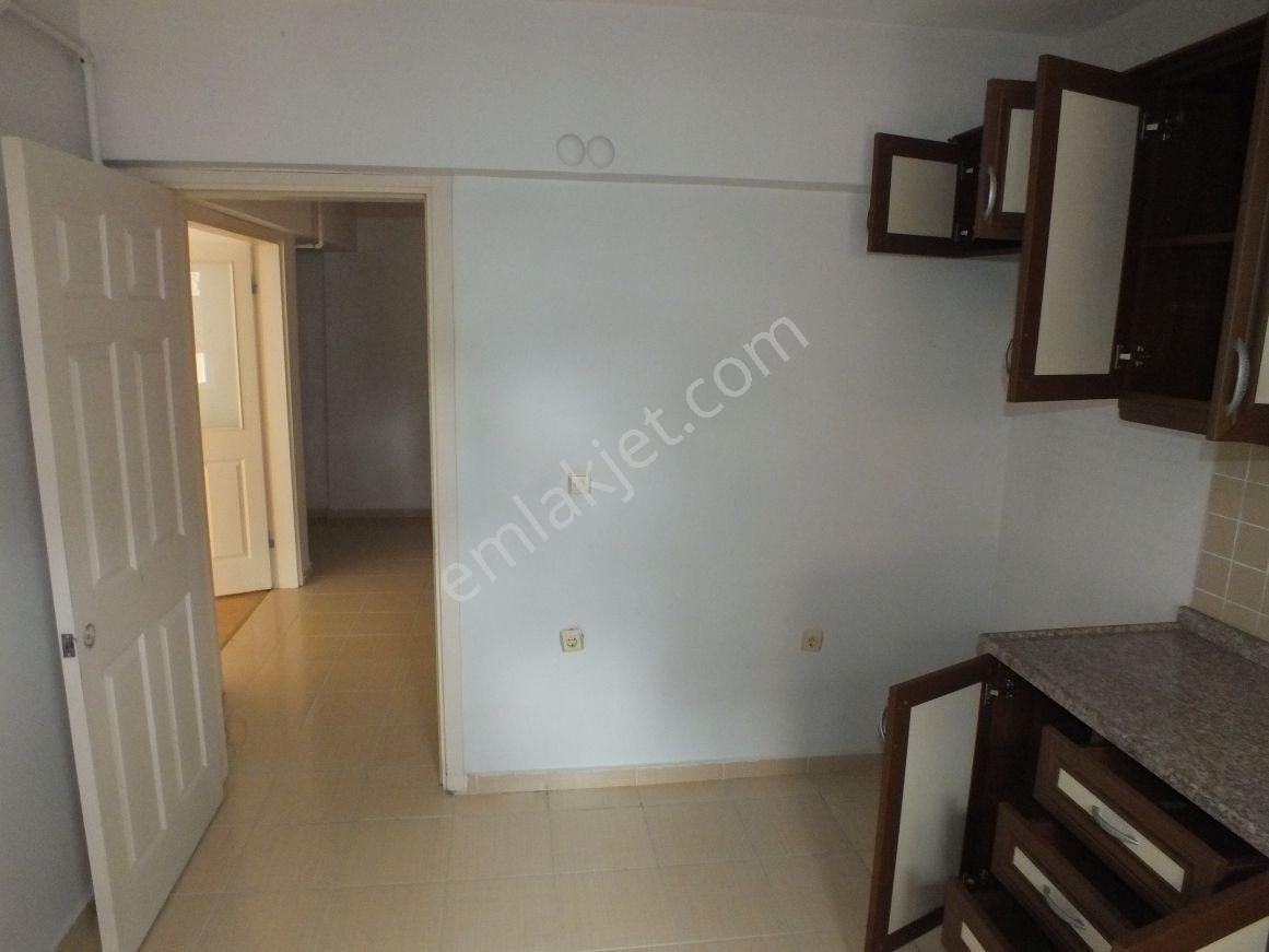 Çorlu Muhittin’in Kalbinde, Ufuk Tuvgan Sitesi’nde Geniş 3+1kombili Kiralık Daire - Görsel 11