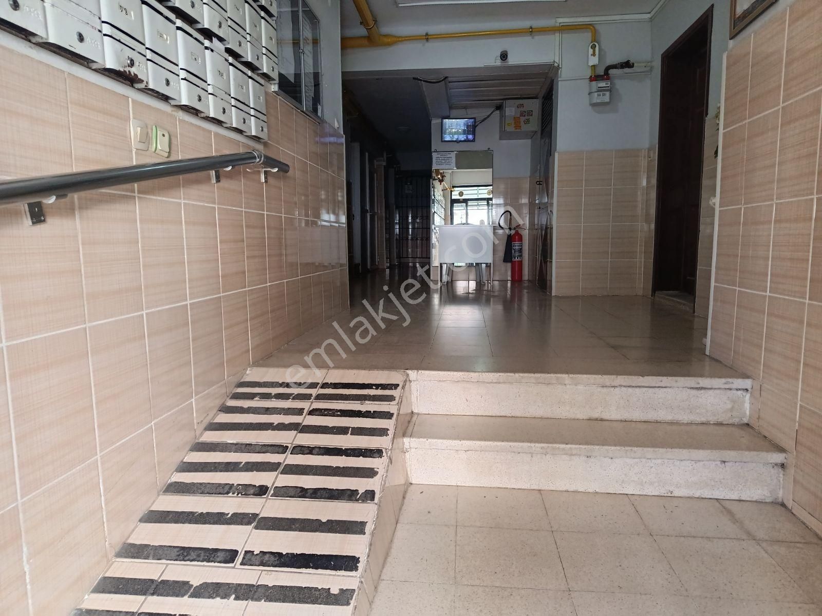 Buket Emlaktan Satılık 2+1 Daire Ara Kat Asansörlü Ebeveynli - Görsel 6