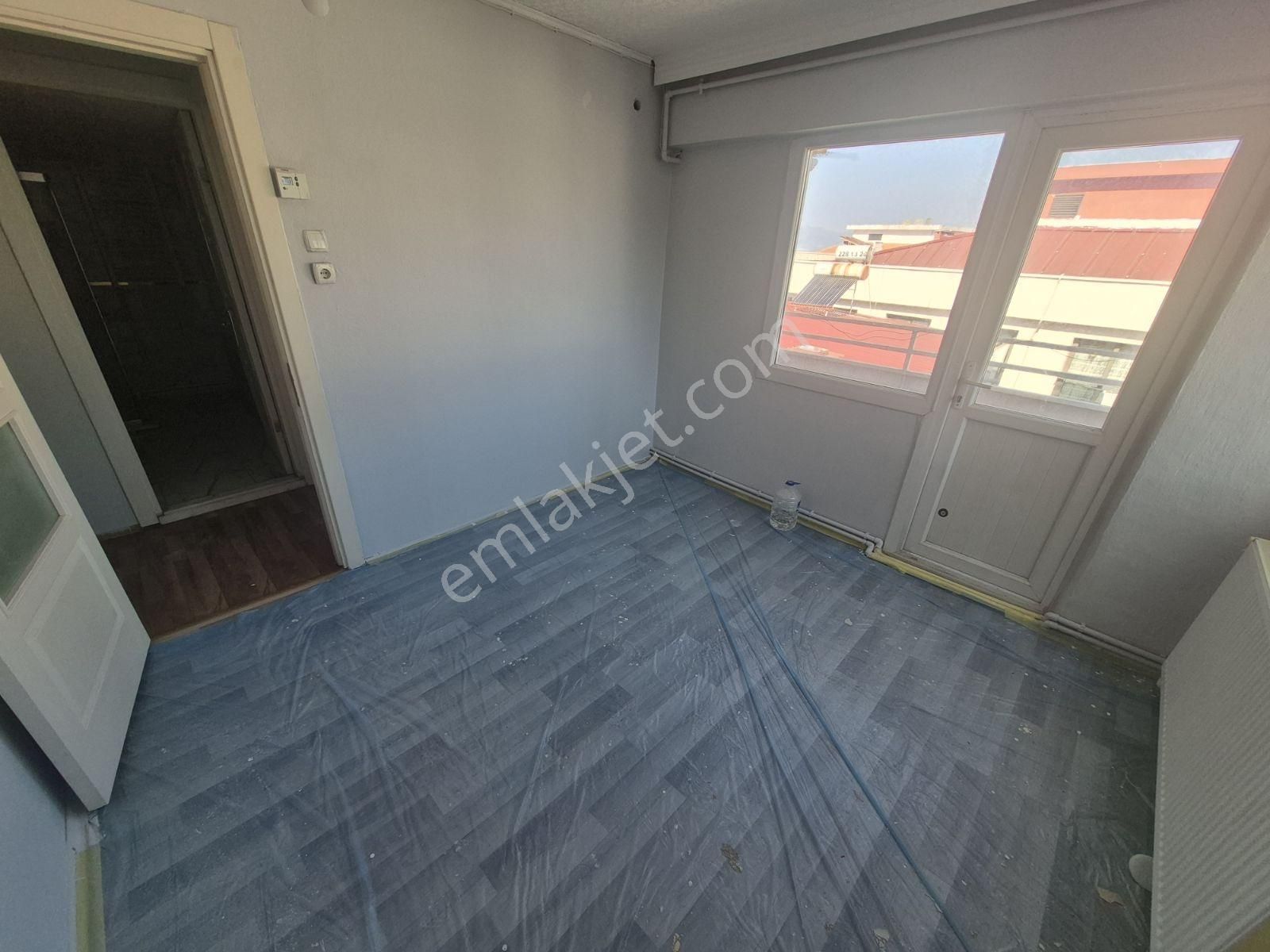 Polat Cad.| 3+1 | Doğalgaz | Kapalı Mutfak | 3 Balkonlu Daire - Görsel 15