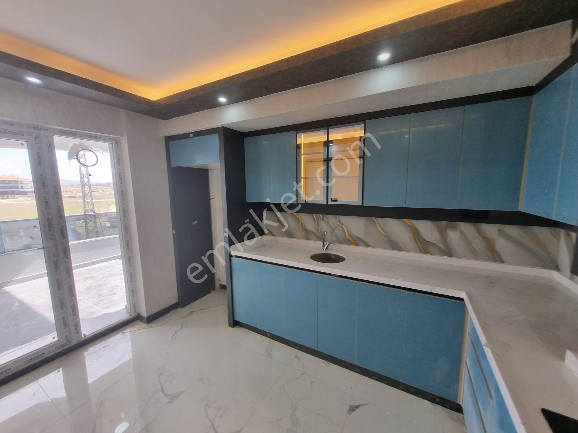 Demiröz'den Mendereste Lüx İşçilikli Katta Geniş 2+1 !!! - Görsel 9