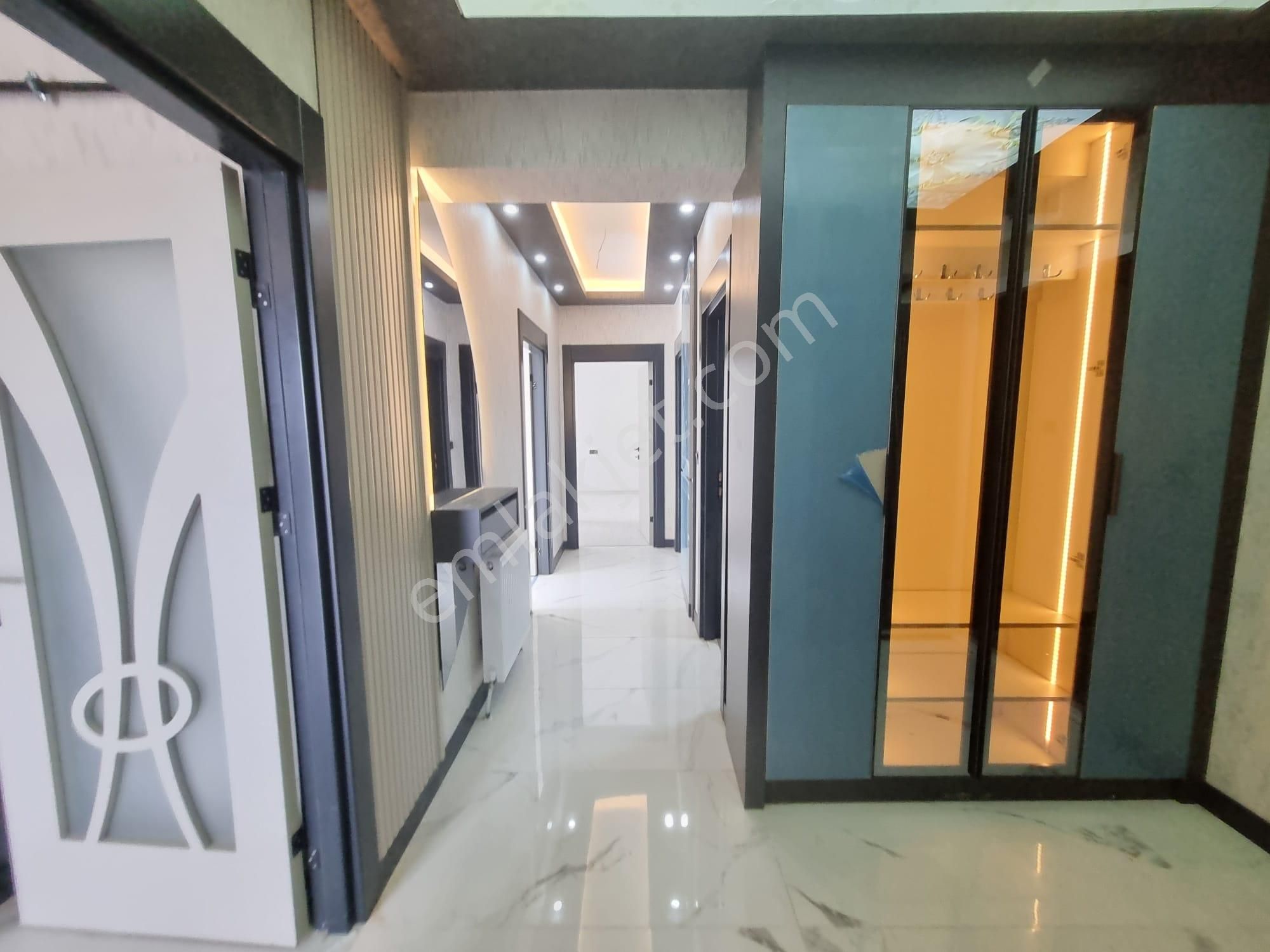 Demiröz'den Mendereste Lüx İşçilikli Katta Geniş 2+1 !!! - Görsel 10