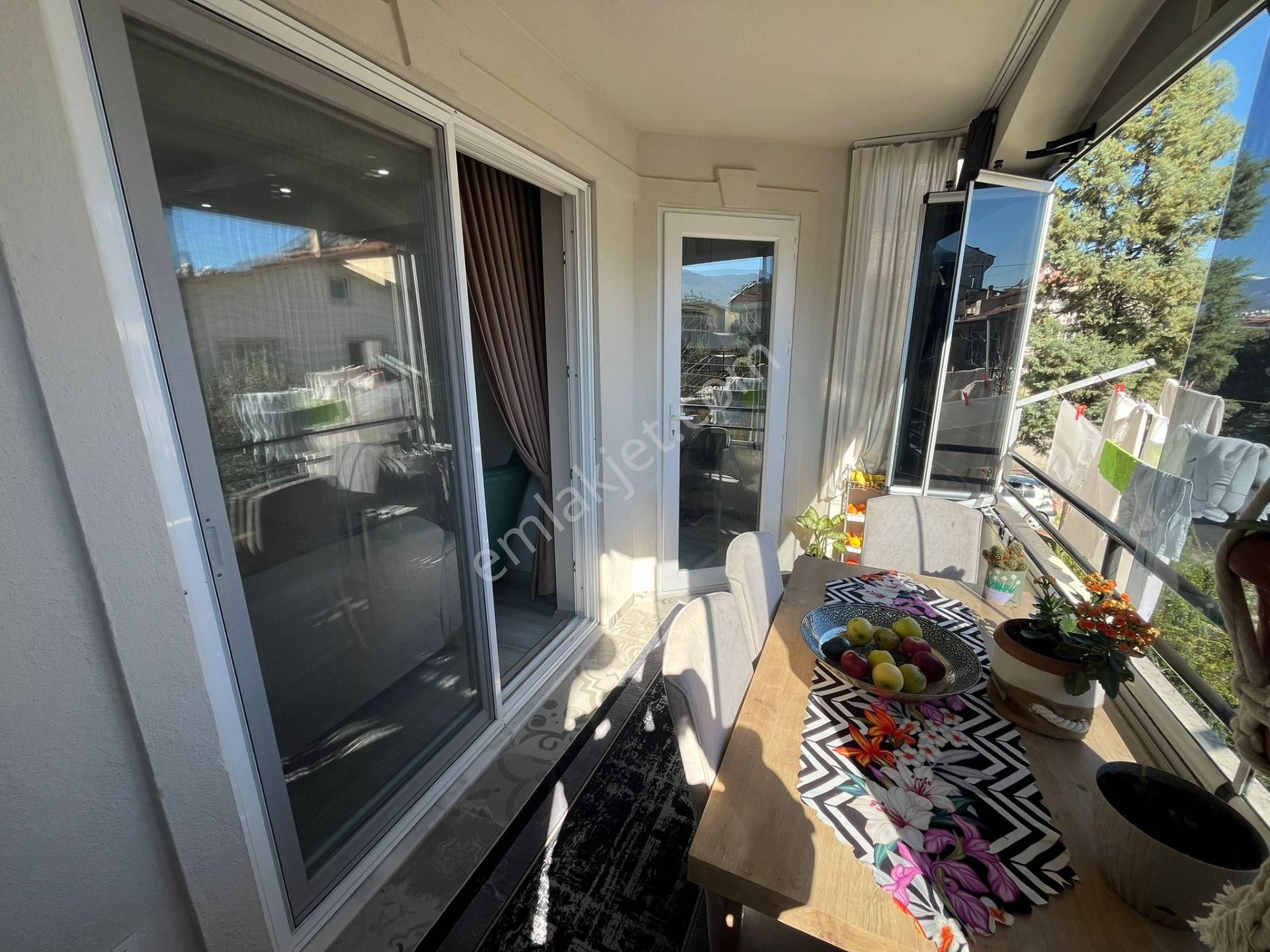 Goldhouse Dan Satılık 3+1 Ara Kat Daire Merkezi Lokasyon Kapalı Mutfak - Görsel 8