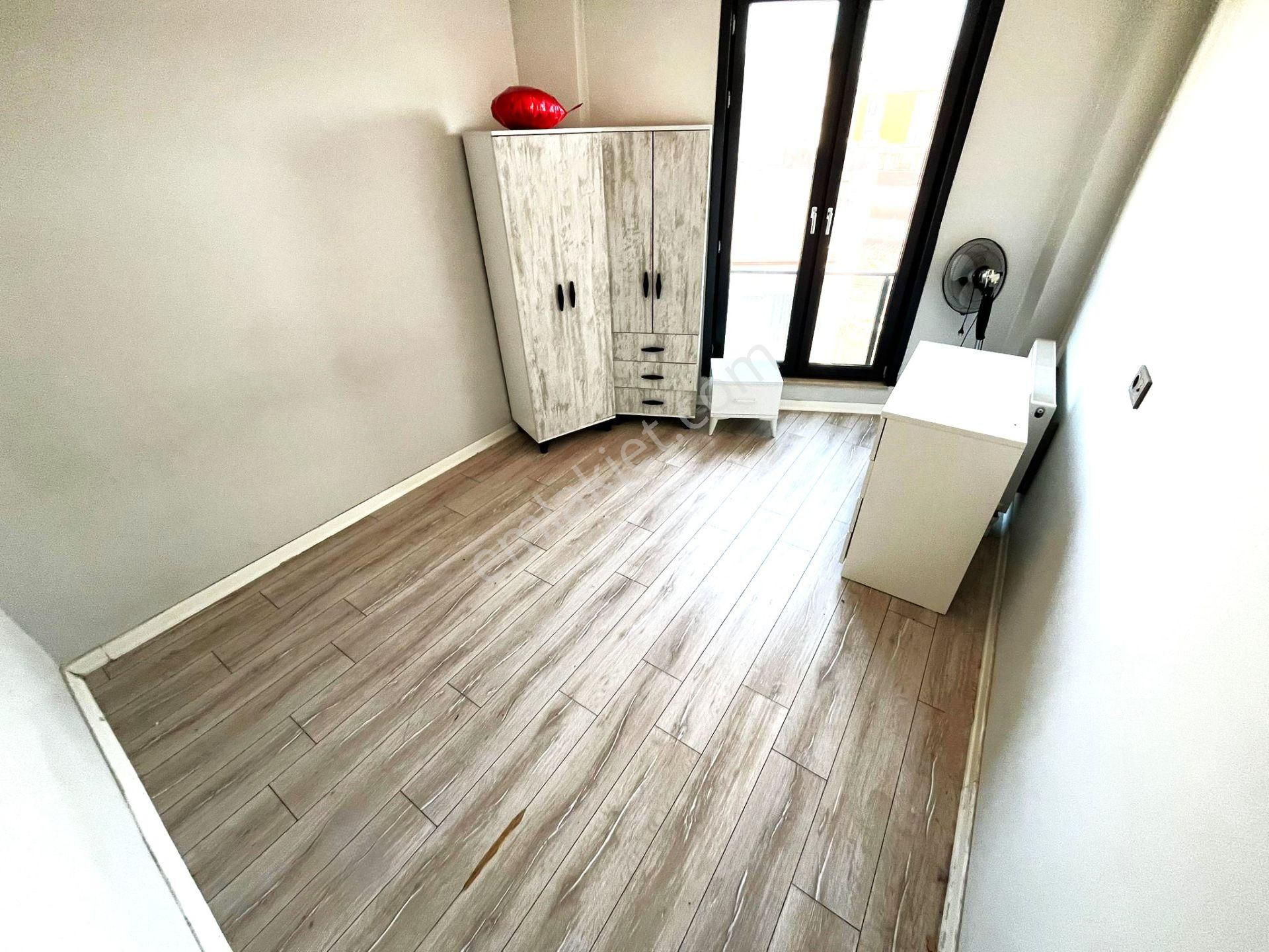 Edremit Gümrük Merkez'de Aygül'den Doğalgaz Kombili Asansörlü Sığınaklı Yatırımlık 1+1 Satılık Daire - Görsel 20