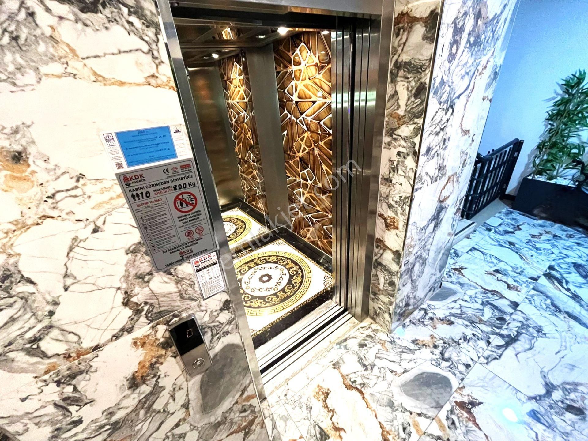 Edremit Gümrük Merkez'de Aygül'den Doğalgaz Kombili Asansörlü Sığınaklı Yatırımlık 1+1 Satılık Daire - Görsel 31