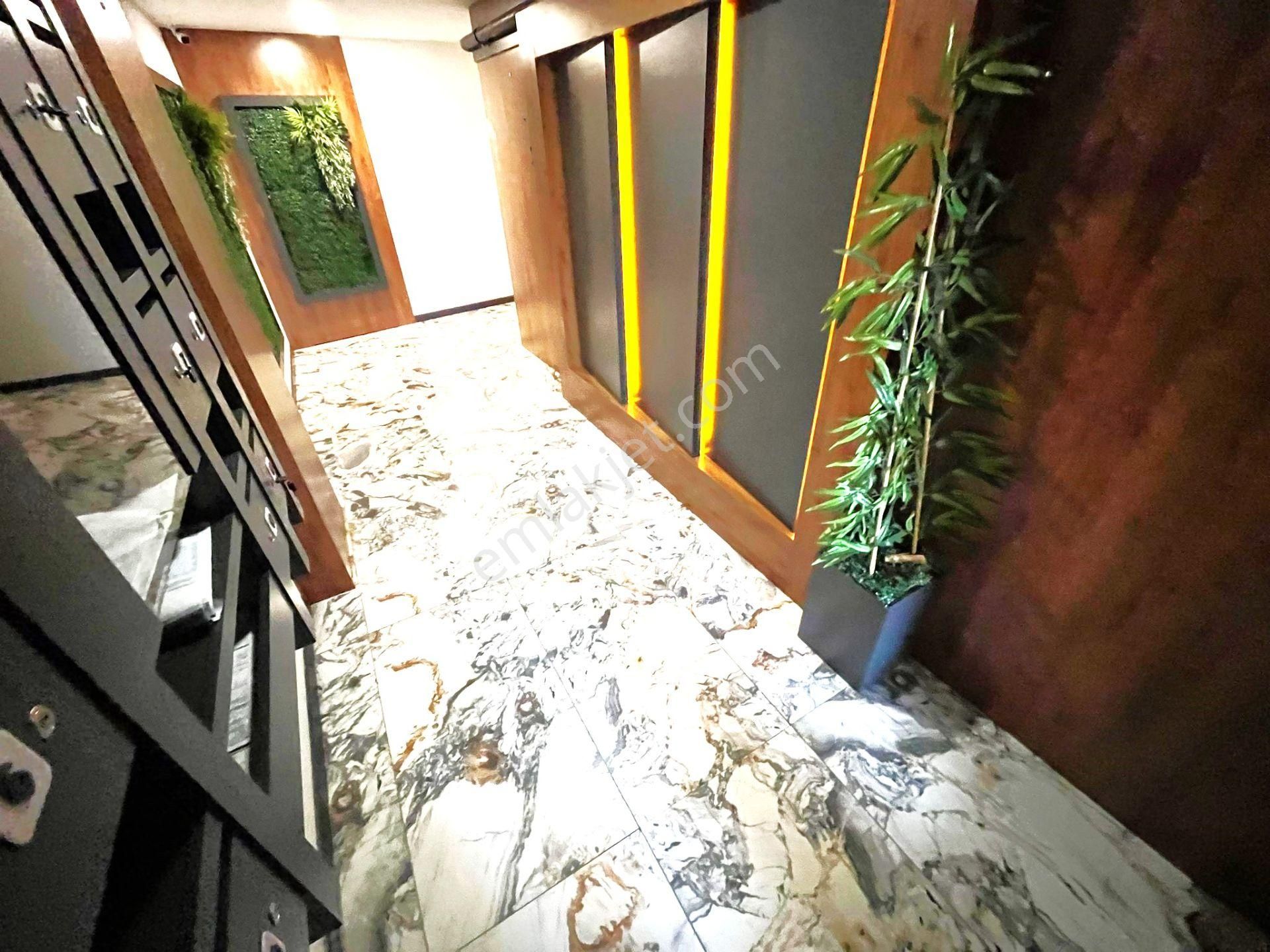 Edremit Gümrük Merkez'de Aygül'den Doğalgaz Kombili Asansörlü Sığınaklı Yatırımlık 1+1 Satılık Daire - Görsel 30