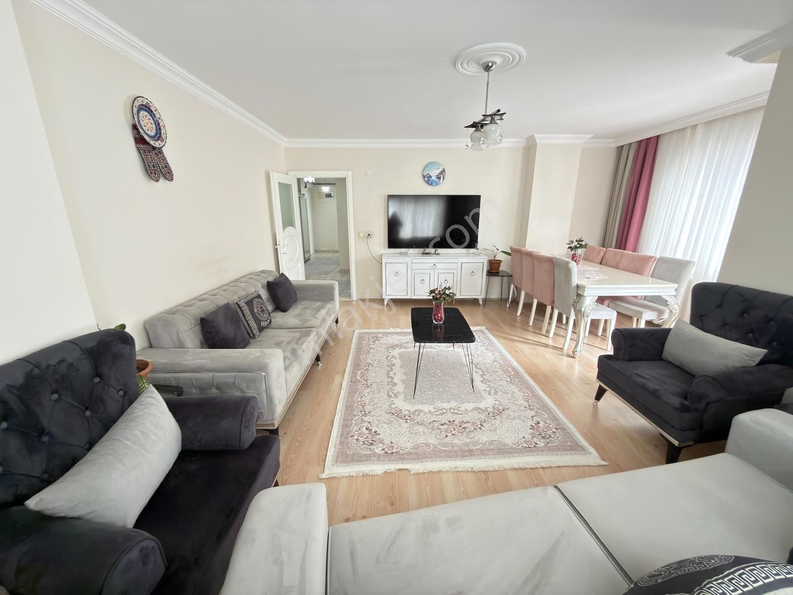 İstasyon Mah. Gültepe'de 3+1 Satılık 135 M2 3.kat Kelepir Daire - Görsel 13