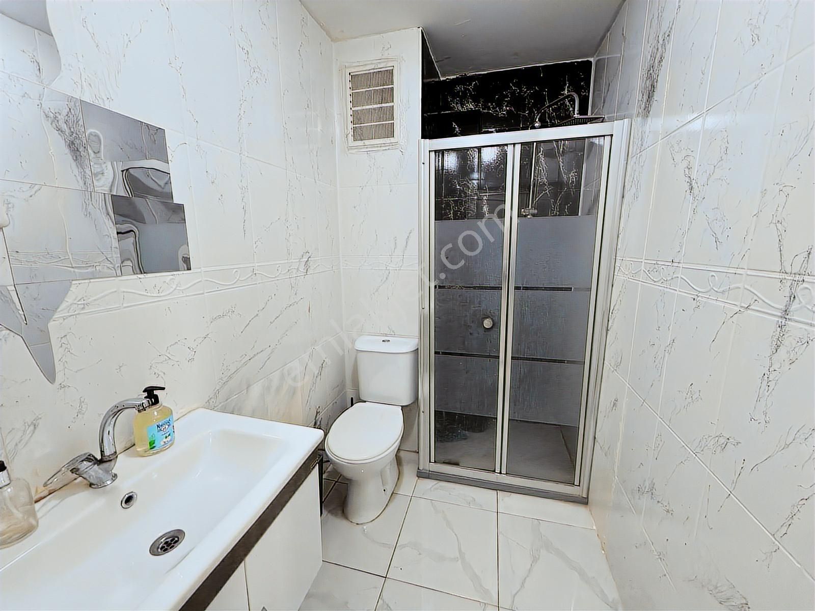 İstasyon Mah. Gültepe'de 3+1 Satılık 135 M2 3.kat Kelepir Daire - Görsel 23