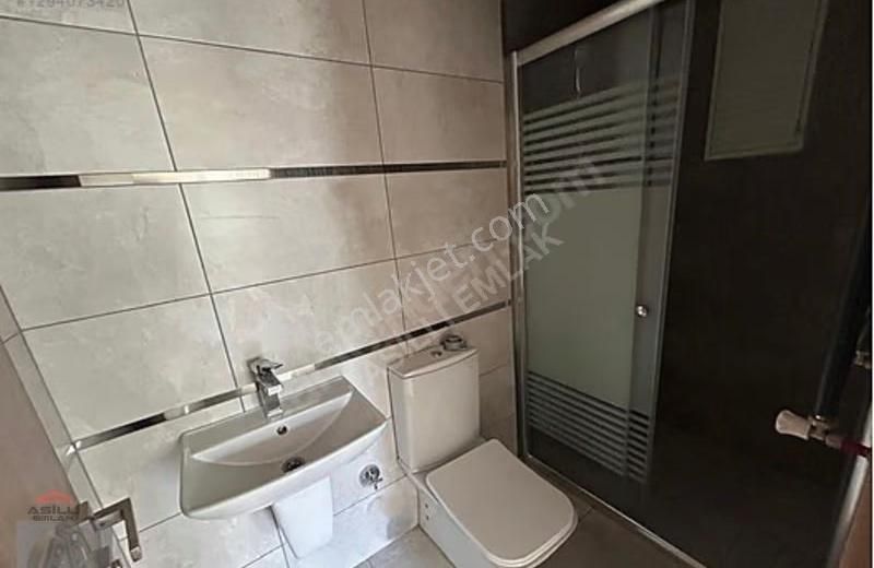 Tokide Geniş Peyzajlı Site İçerisinde 3+1 Fırsat Daire ! - Görsel 8