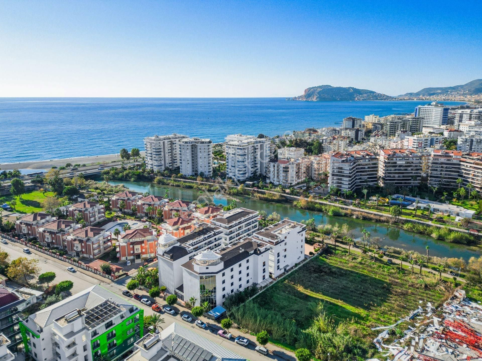 Alanya Kestel’de | Denize 250 M | Eşyalı 1+1 Satılık Daire - Görsel 4