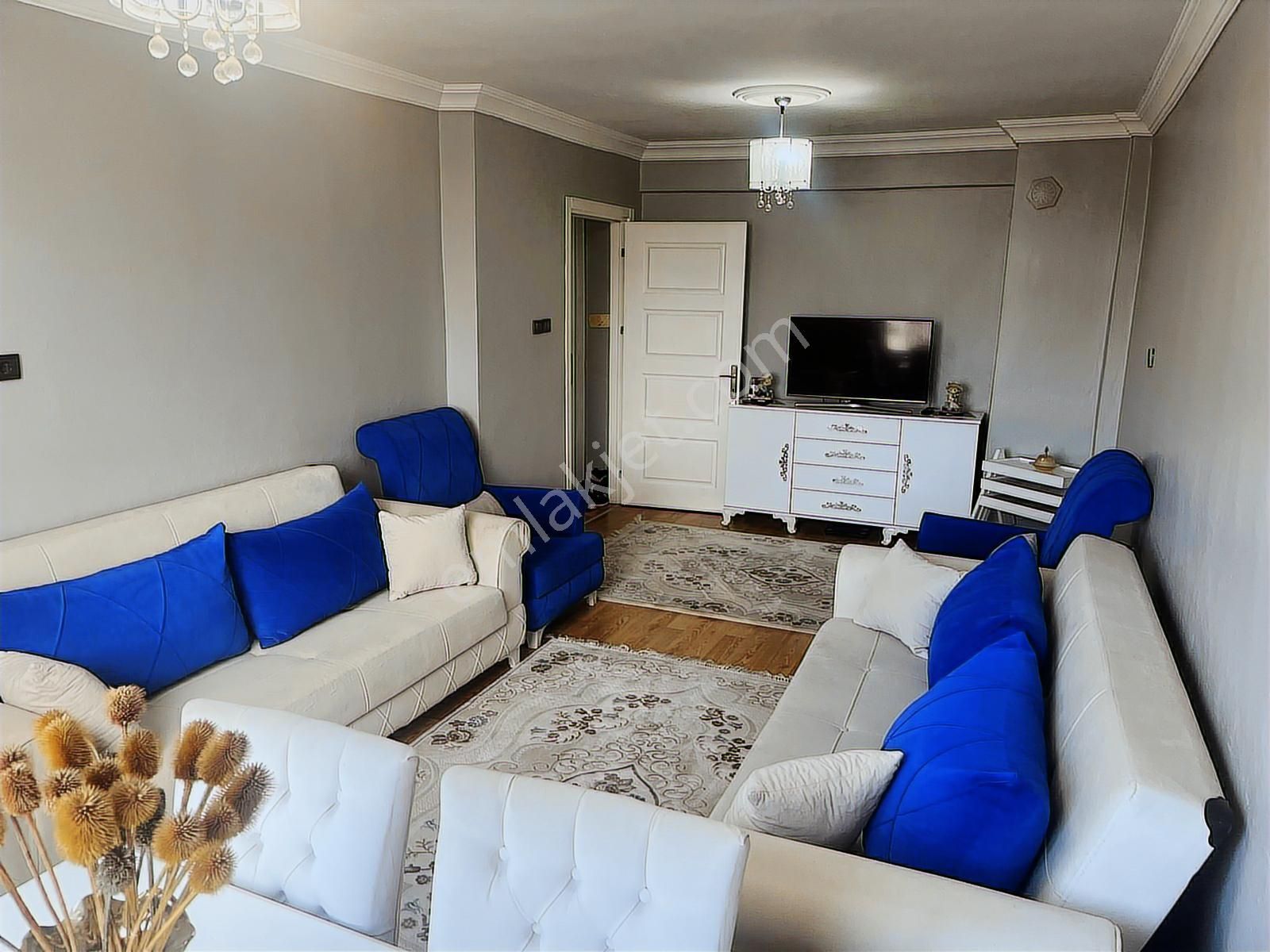 Altun Bulvarına Cepheli Extralı Satılık 3+1 Daire