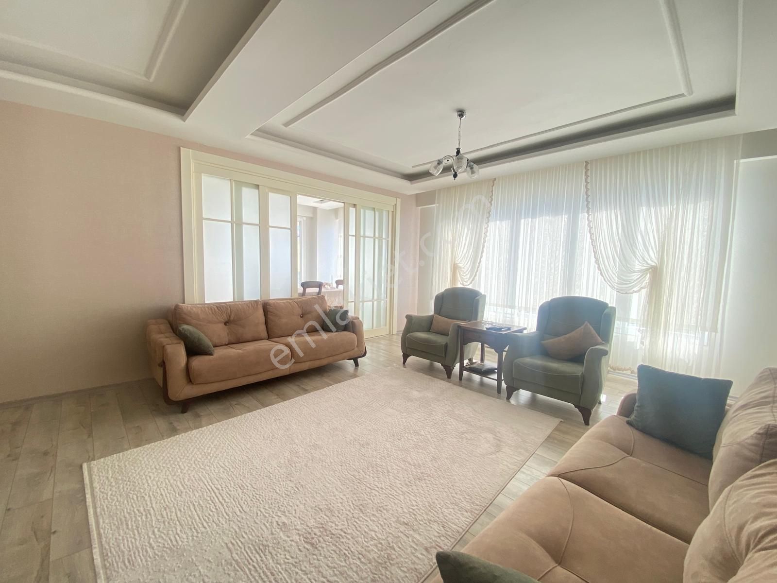 Kayapınar  Winston Civarı Satılık 4.5+1 Lüks Daire - Görsel 15