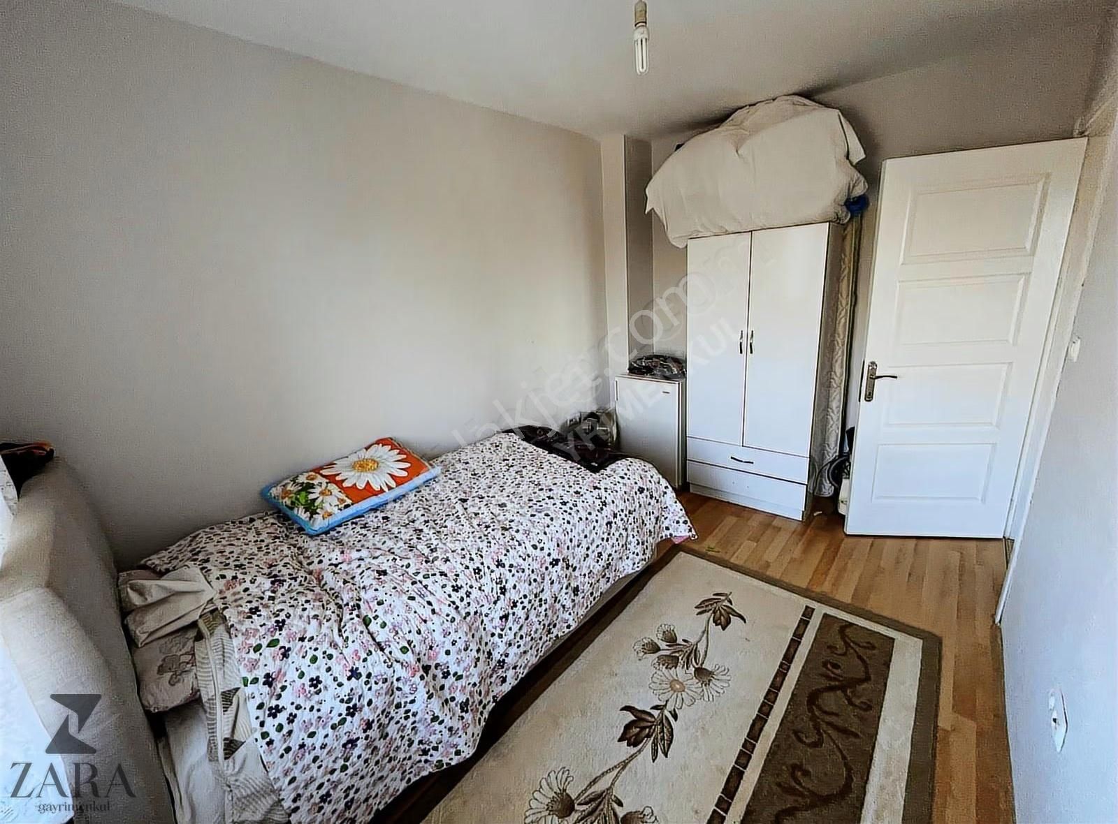 ▄zara▄zirvekent Sitesi Doğa Manzaralı Hazır Kiracılı 1+1 Daire - Görsel 5