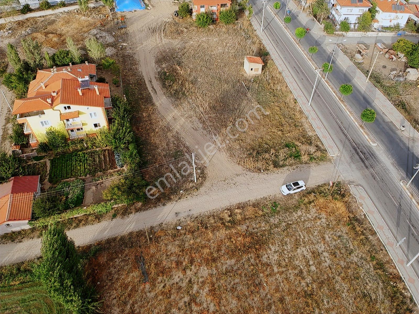 İlbey // Şuhut Merkez Afyon Caddesinde 459 M² T.arsa - Görsel 13