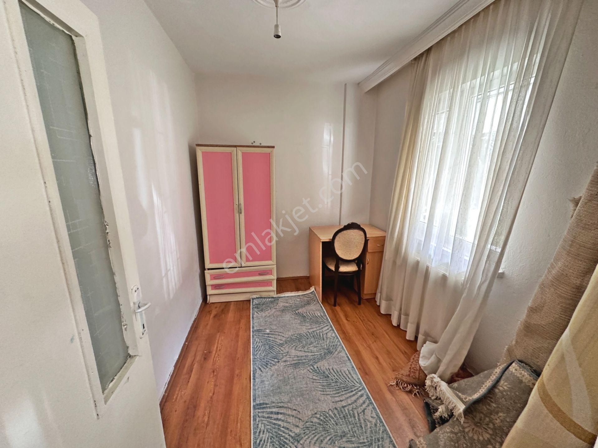 Dikimevi Metro Yakınında Merkezi Konumda Giriş Katta 3+1 Satılık Daire - Görsel 19