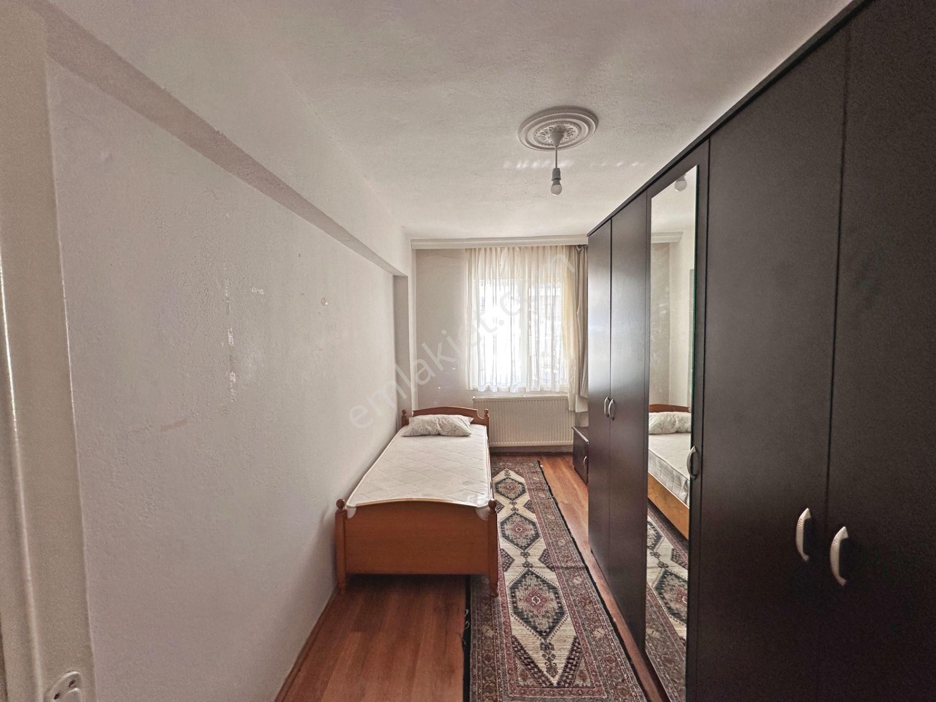 Dikimevi Metro Yakınında Merkezi Konumda Giriş Katta 3+1 Satılık Daire - Görsel 7