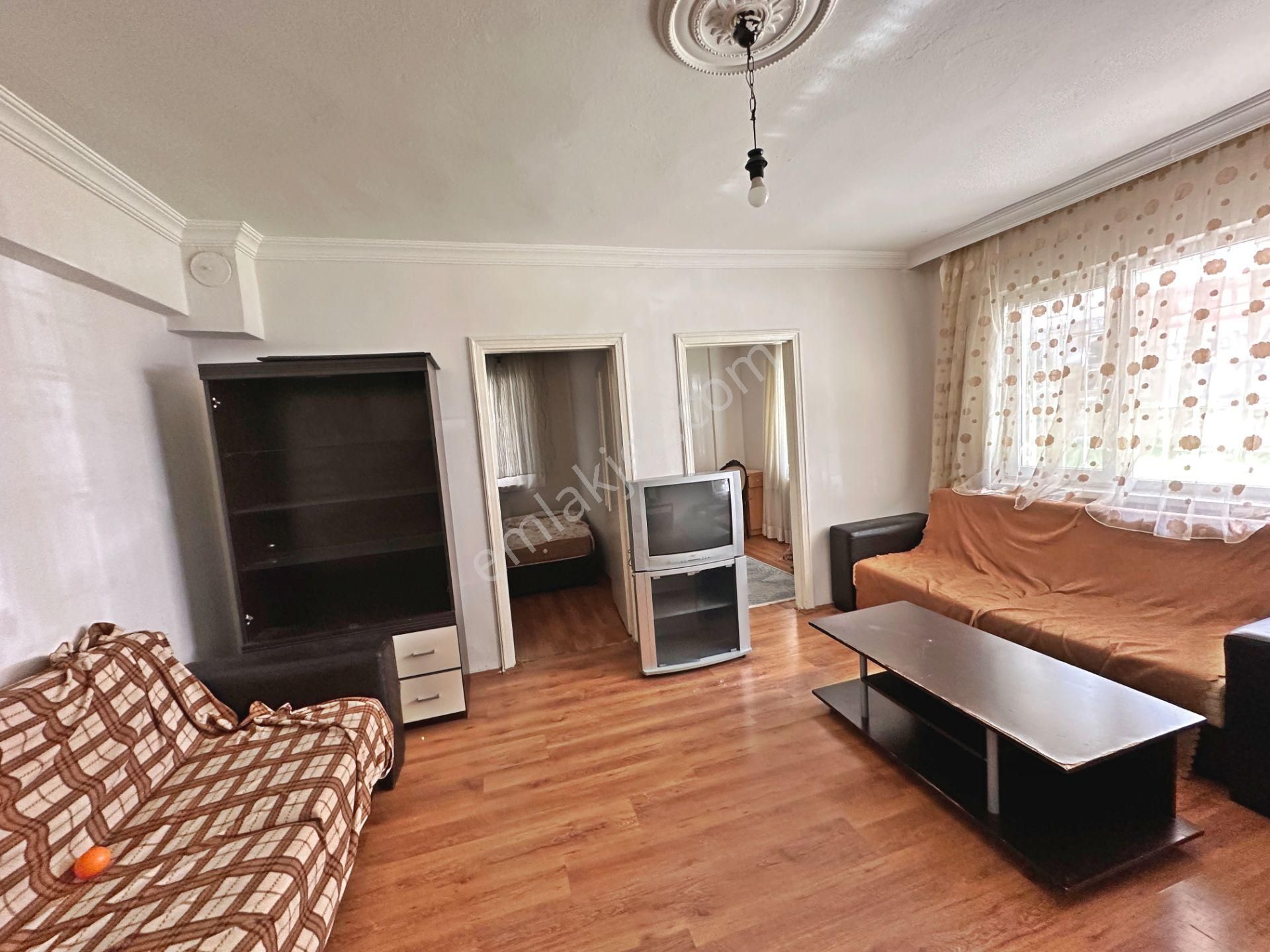 Dikimevi Metro Yakınında Merkezi Konumda Giriş Katta 3+1 Satılık Daire - Görsel 3