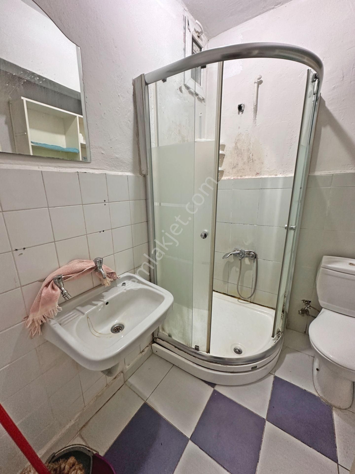 Dikimevi Metro Yakınında Merkezi Konumda Giriş Katta 3+1 Satılık Daire - Görsel 11