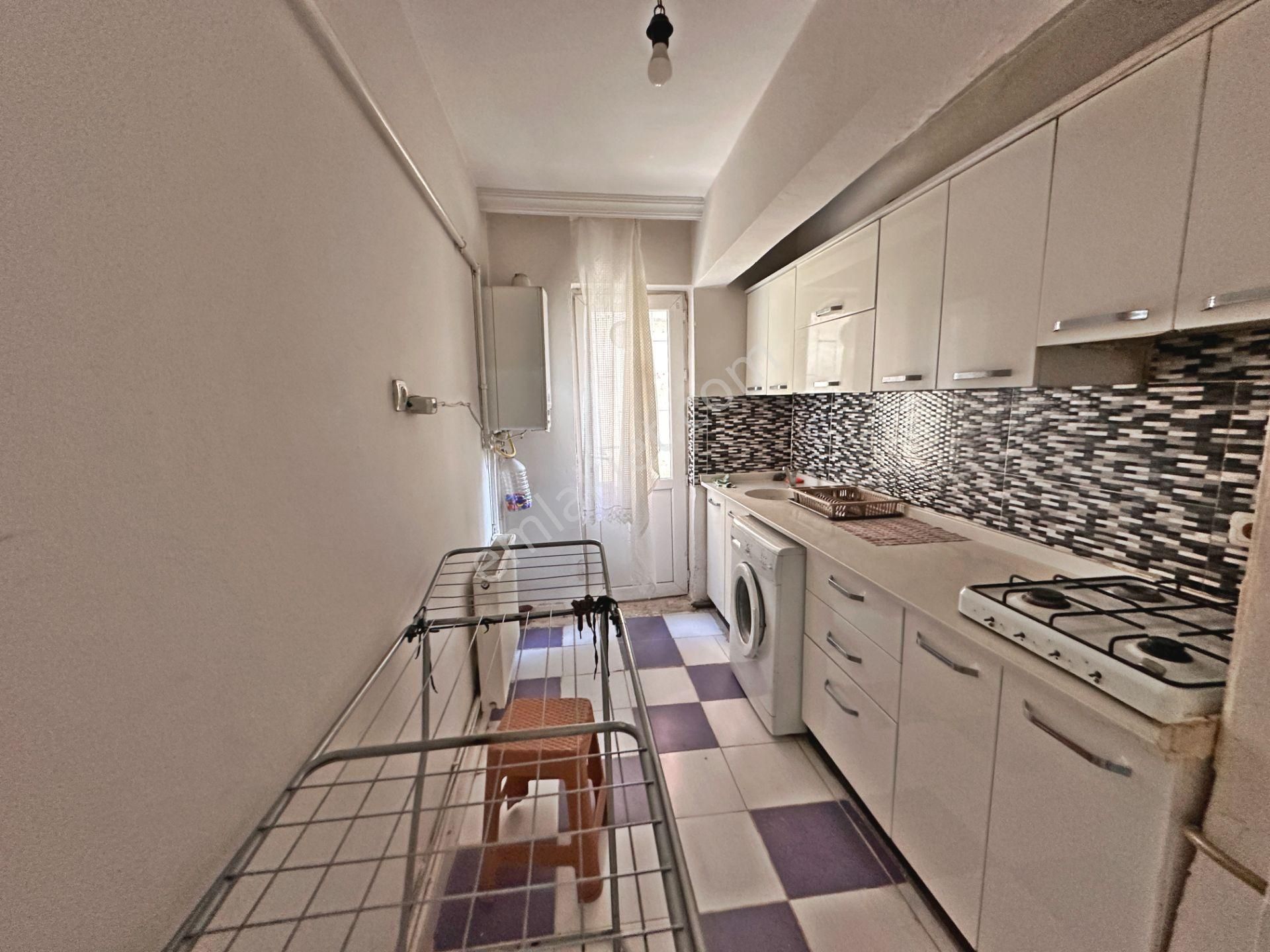 Dikimevi Metro Yakınında Merkezi Konumda Giriş Katta 3+1 Satılık Daire - Görsel 14