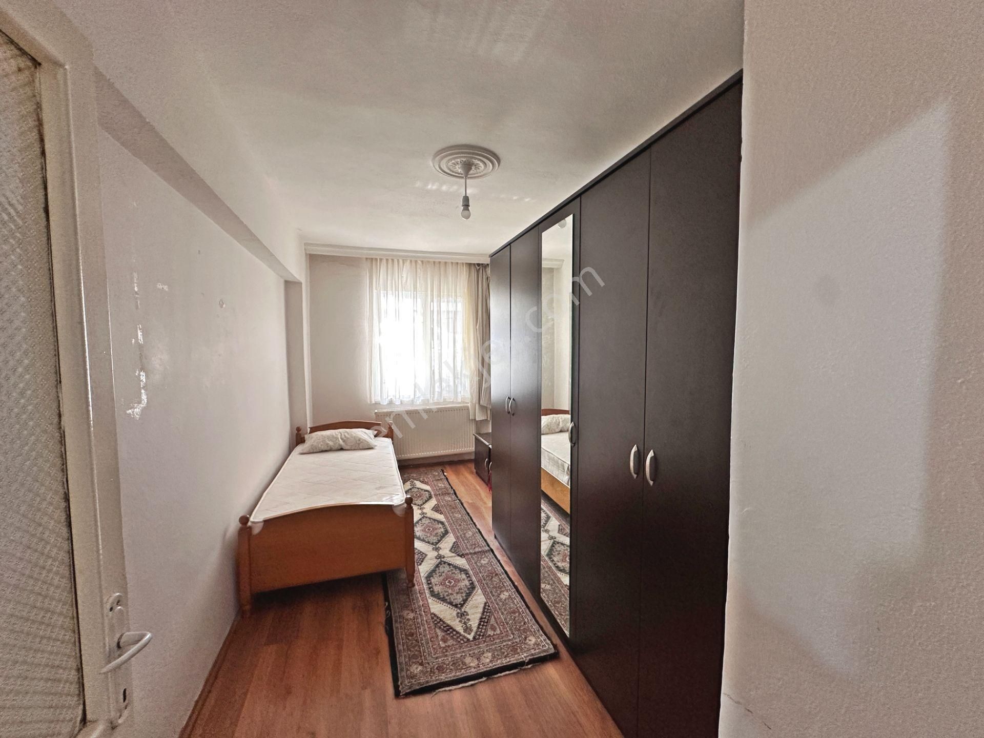 Dikimevi Metro Yakınında Merkezi Konumda Giriş Katta 3+1 Satılık Daire - Görsel 6