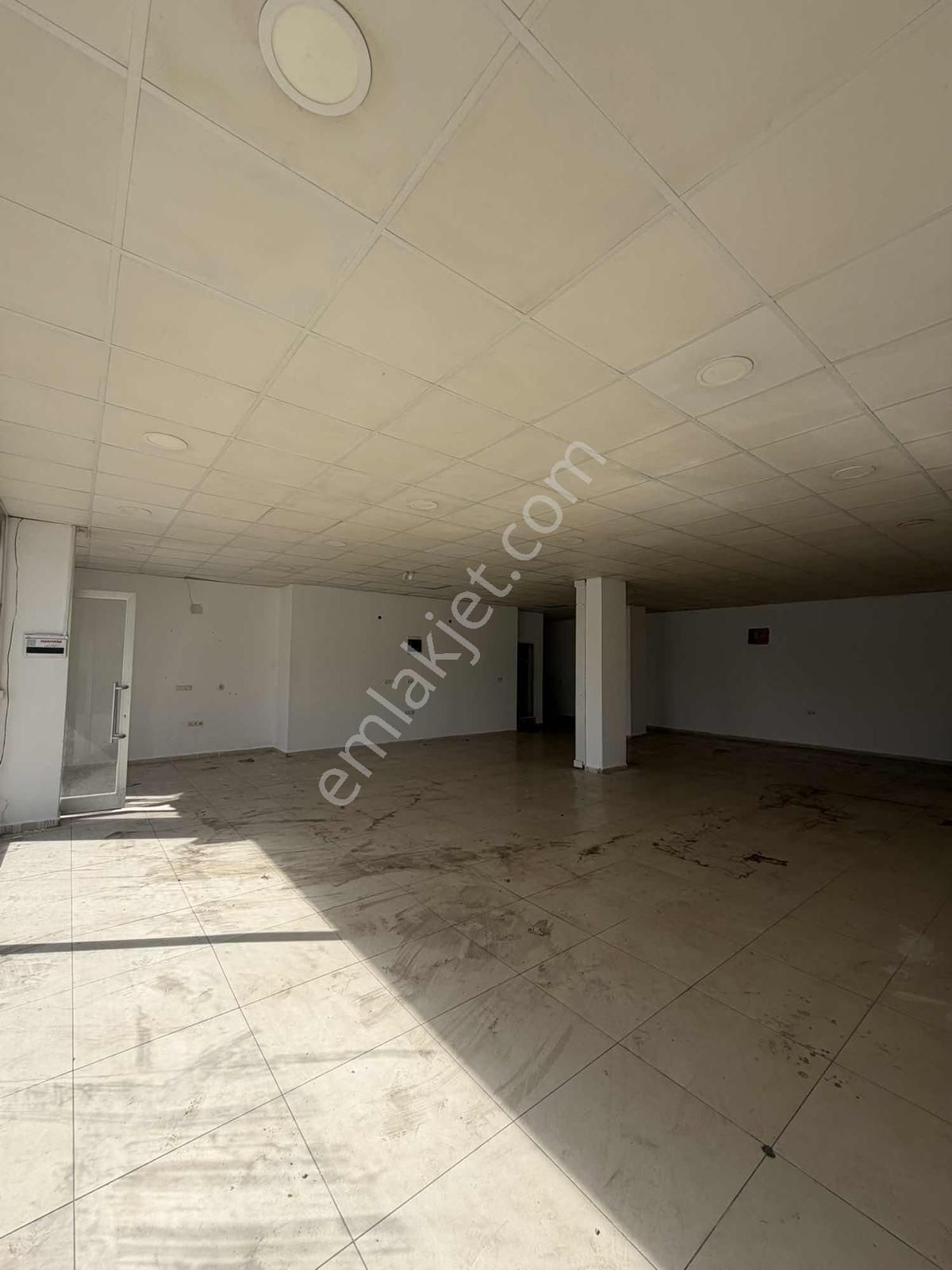 Güneştepe Çamlık Caddesi De Kiralık 120 M2 Dükkan - Görsel 7