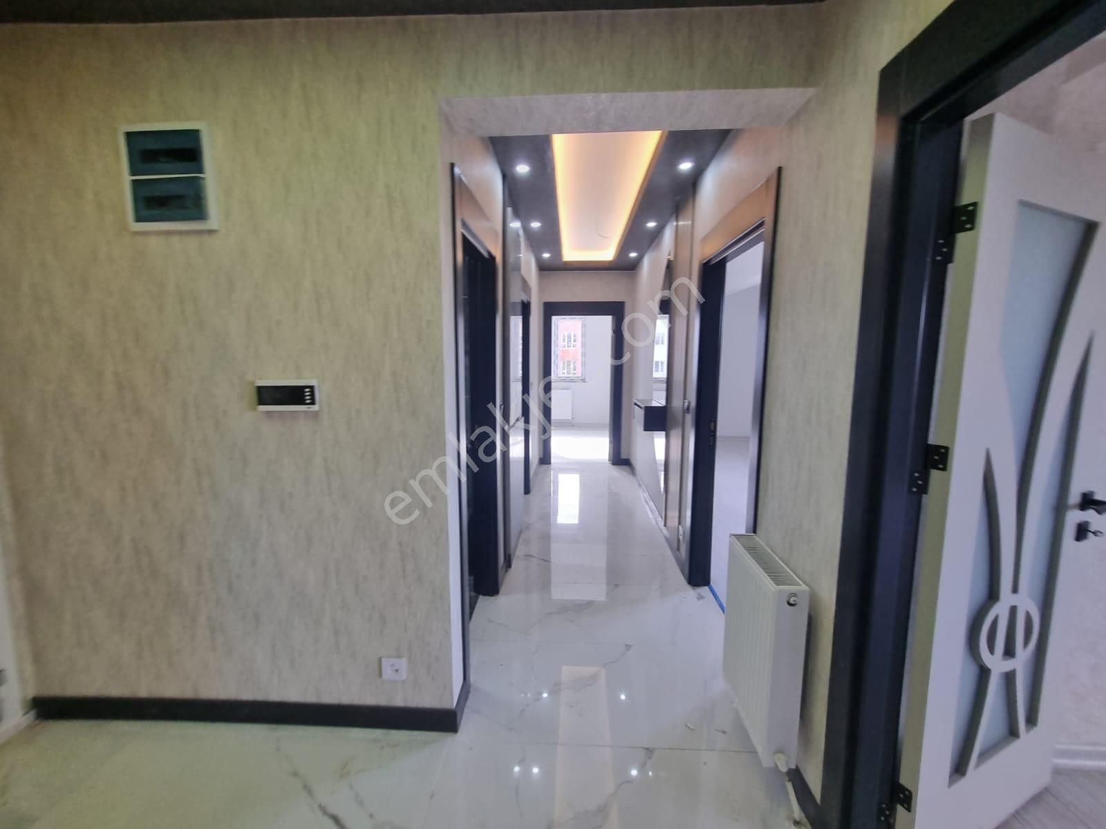 Mendereste Ultra Lüx İşçilikli Katta Geniş 2+1 Daire - Görsel 17