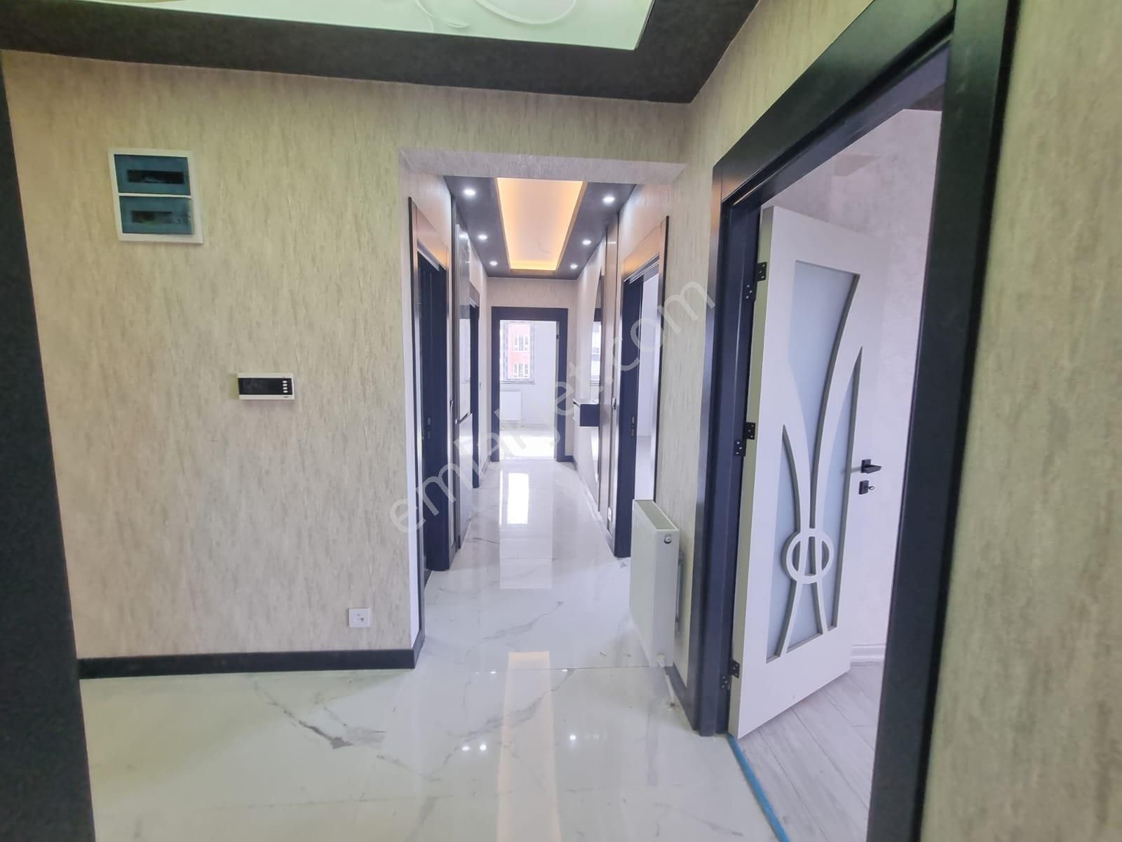 Mendereste Ultra Lüx İşçilikli Katta Geniş 2+1 Daire - Görsel 18