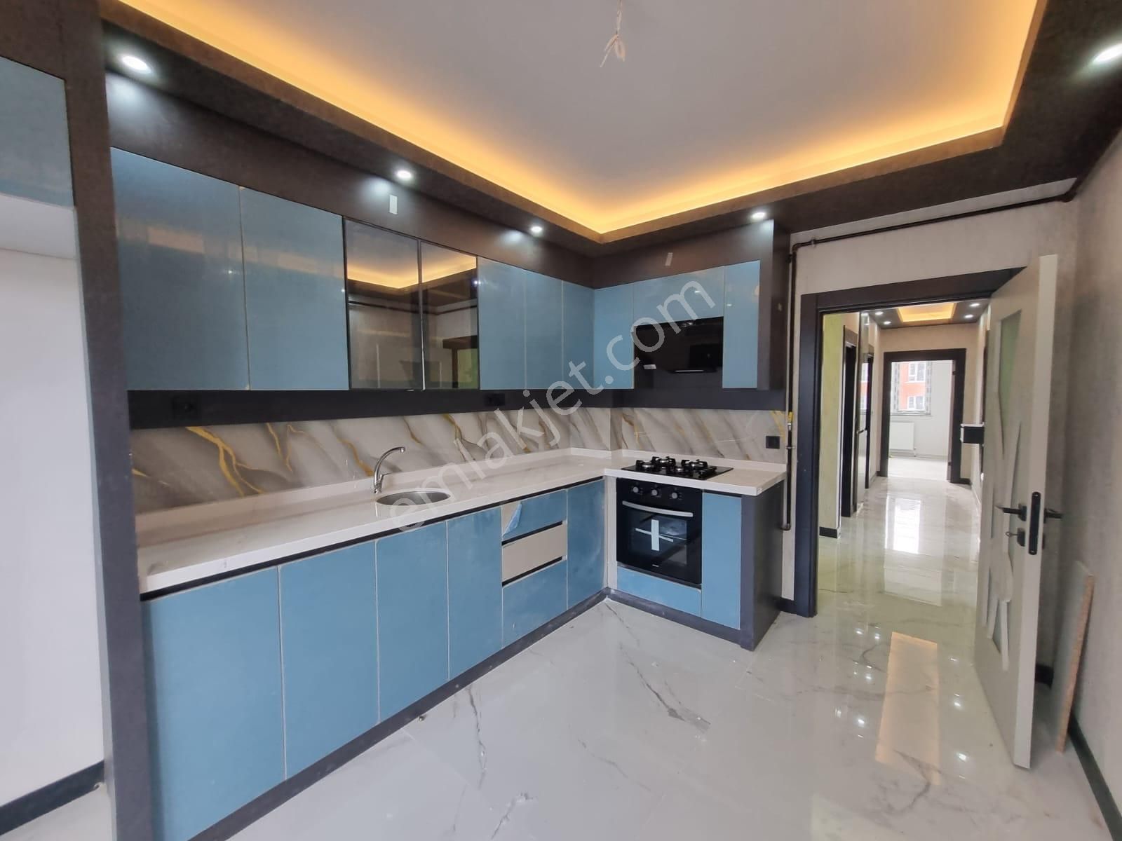 Mendereste Ultra Lüx İşçilikli Katta Geniş 2+1 Daire - Görsel 2