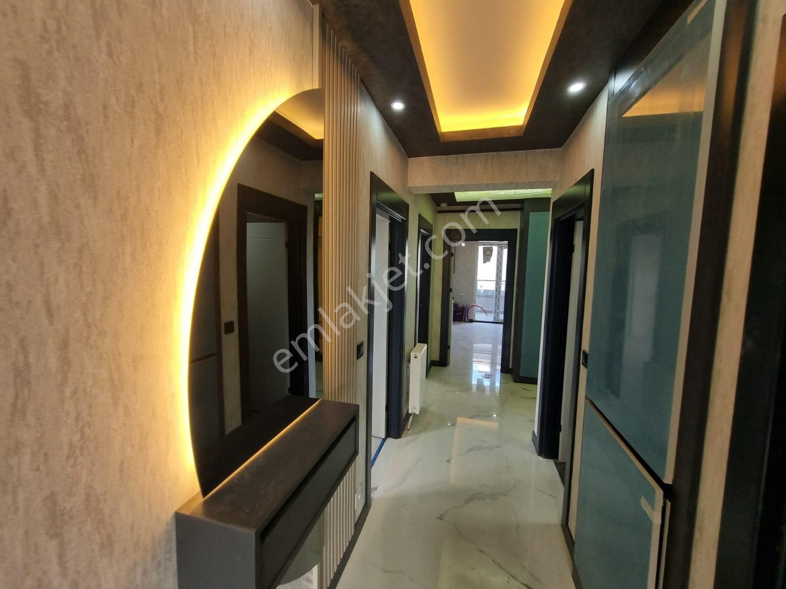 Mendereste Ultra Lüx İşçilikli Katta Geniş 2+1 Daire - Görsel 10