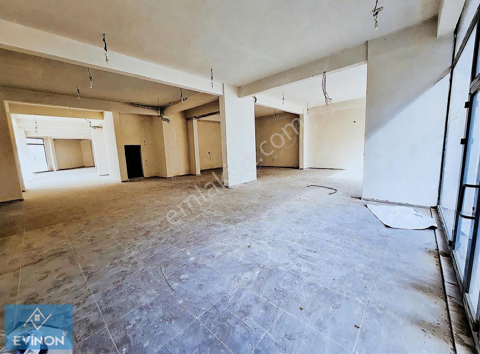 Üçevler 'de Xxxxxxl Dükkan - Görsel 15