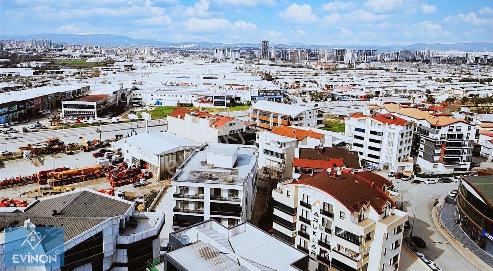 Üçevler 'de Xxxxxxl Dükkan - Görsel 25