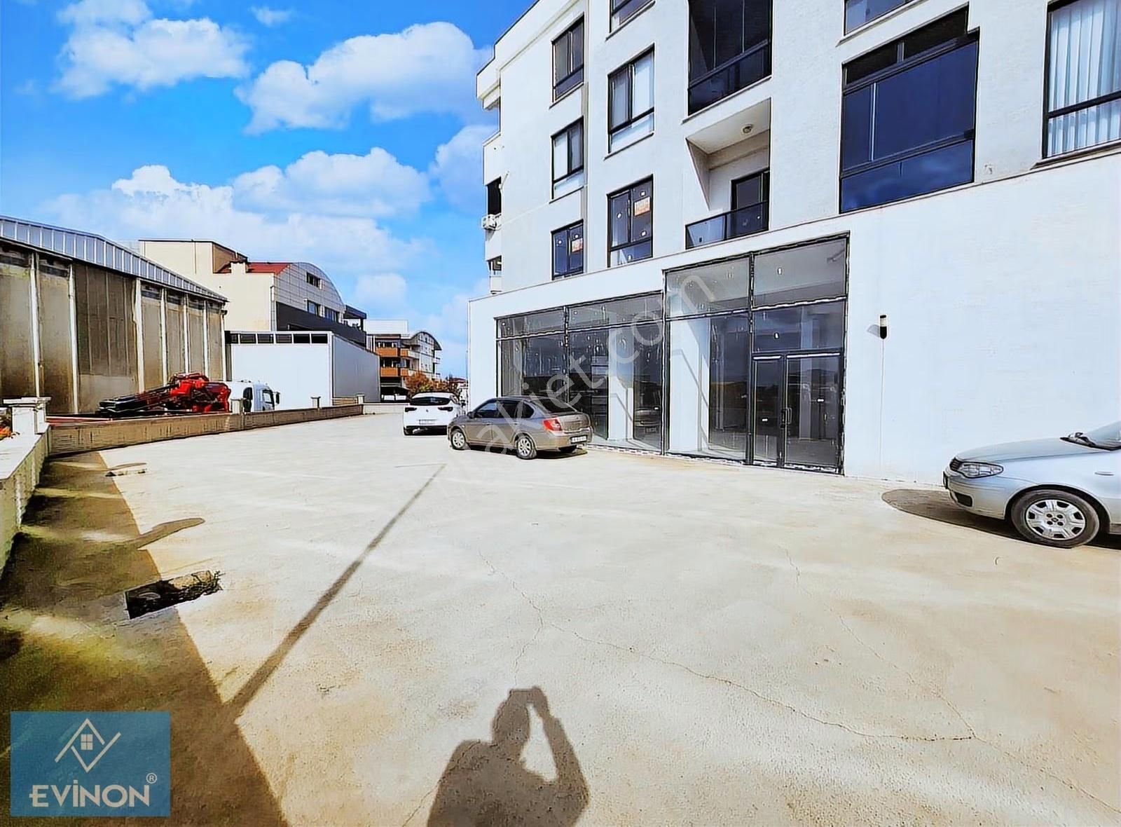 Üçevler 'de Xxxxxxl Dükkan - Görsel 11