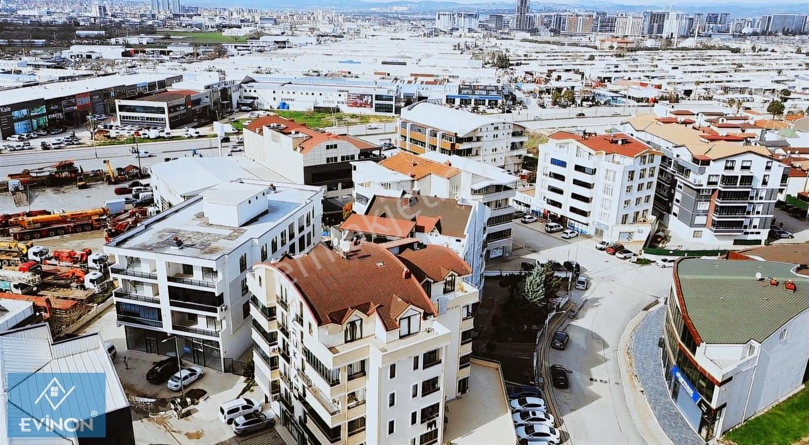 Üçevler 'de Xxxxxxl Dükkan - Görsel 18