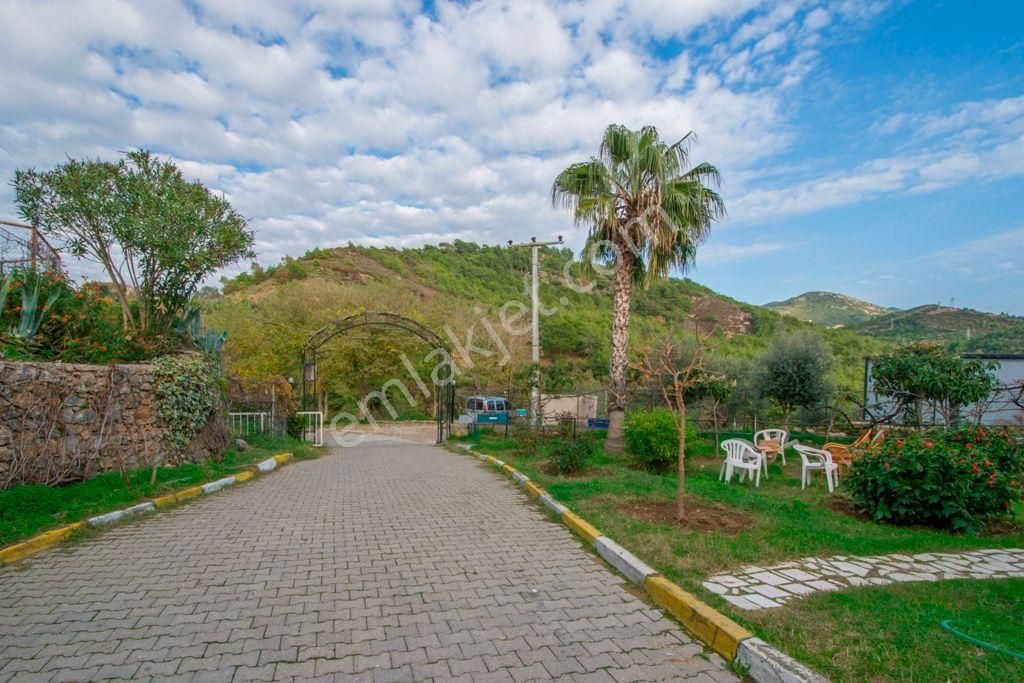 Alanya Konaklıda Denize Sıfır Konumda Manzaralı 2+1 Yapılı Daire - Görsel 16