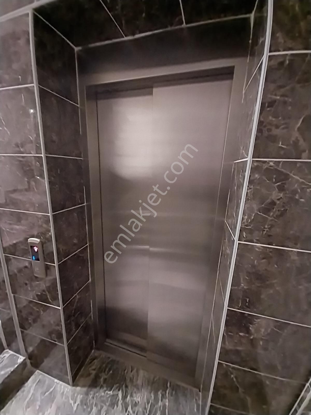 Arifiye Mah. Çarşı Merkez Asansörlü Kiralık 2+1 Dubleks Daire - Görsel 25