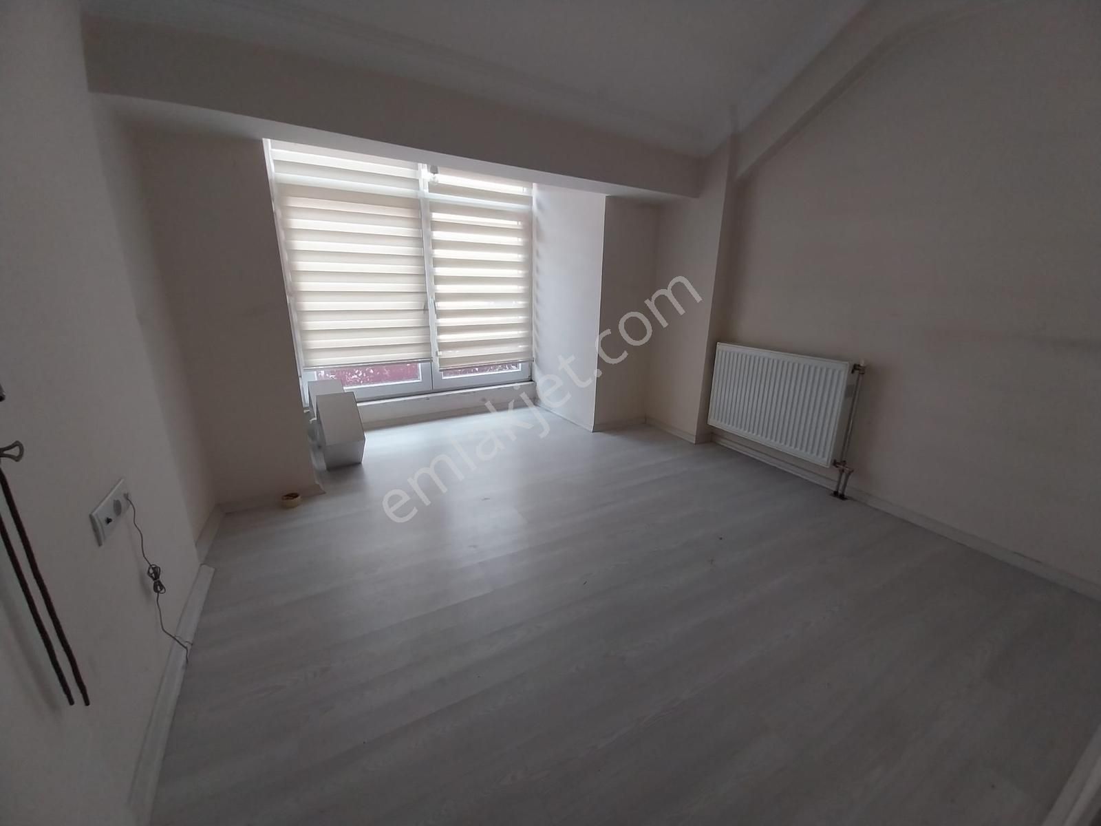 Arifiye Mah. Çarşı Merkez Asansörlü Kiralık 2+1 Dubleks Daire - Görsel 9