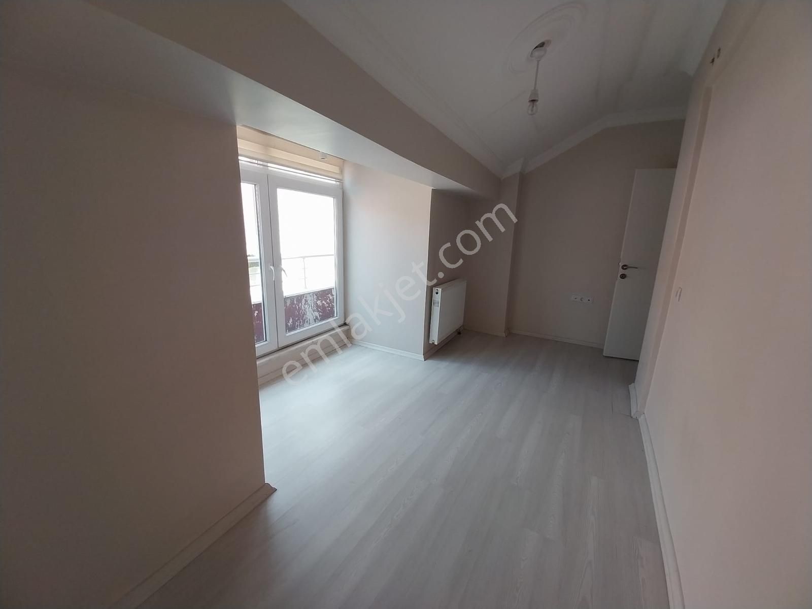 Arifiye Mah. Çarşı Merkez Asansörlü Kiralık 2+1 Dubleks Daire - Görsel 16