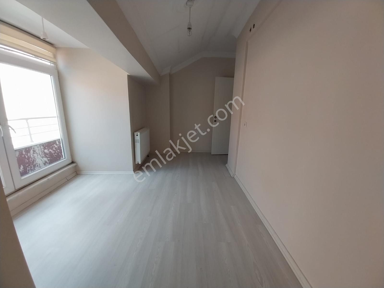 Arifiye Mah. Çarşı Merkez Asansörlü Kiralık 2+1 Dubleks Daire - Görsel 4