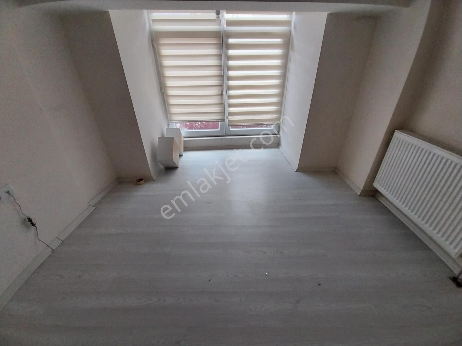Arifiye Mah. Çarşı Merkez Asansörlü Kiralık 2+1 Dubleks Daire - Görsel 6